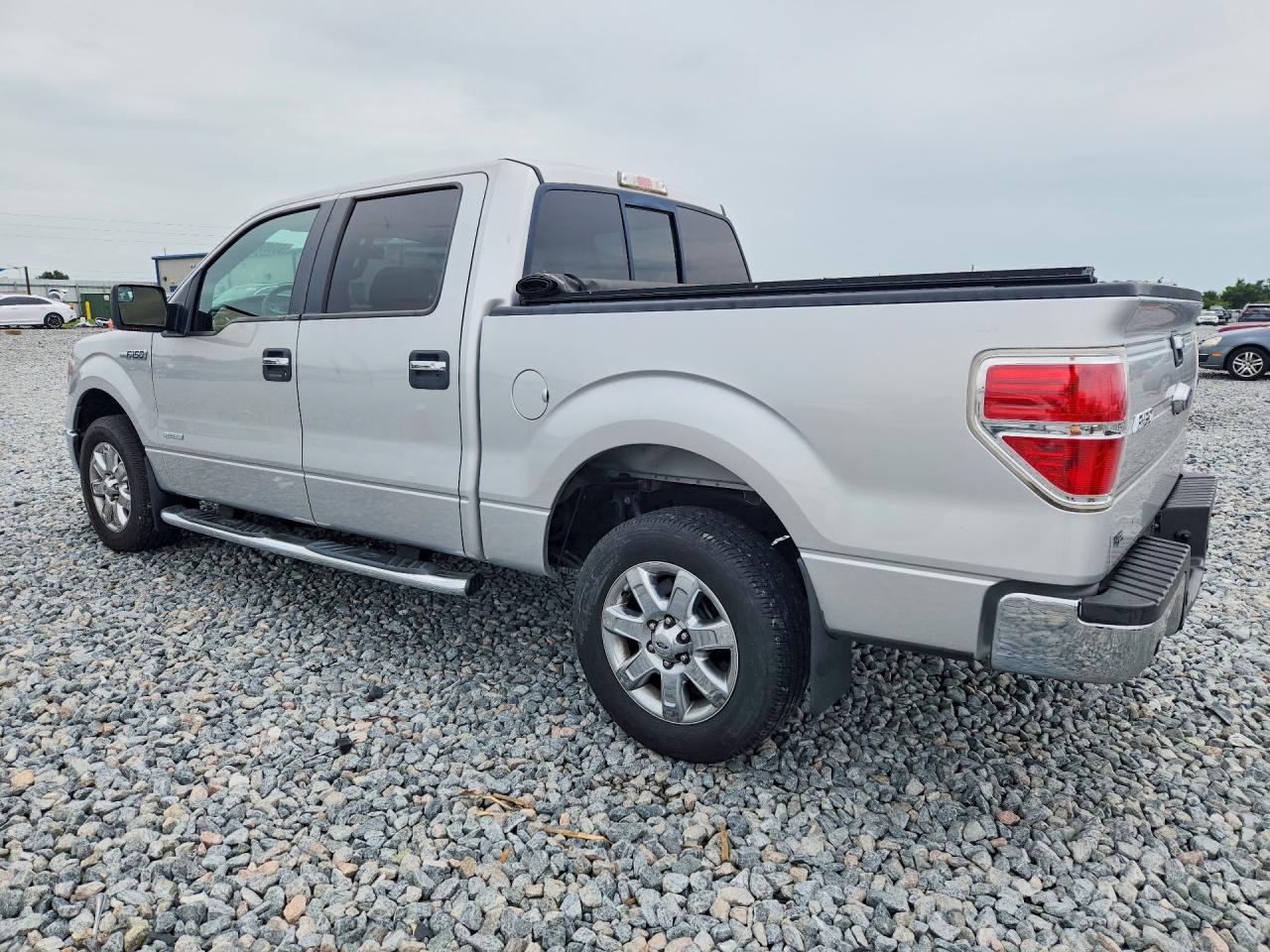2014 Ford F150 Supercrew Silver vin: 1FTFW1CT1EKD39740
