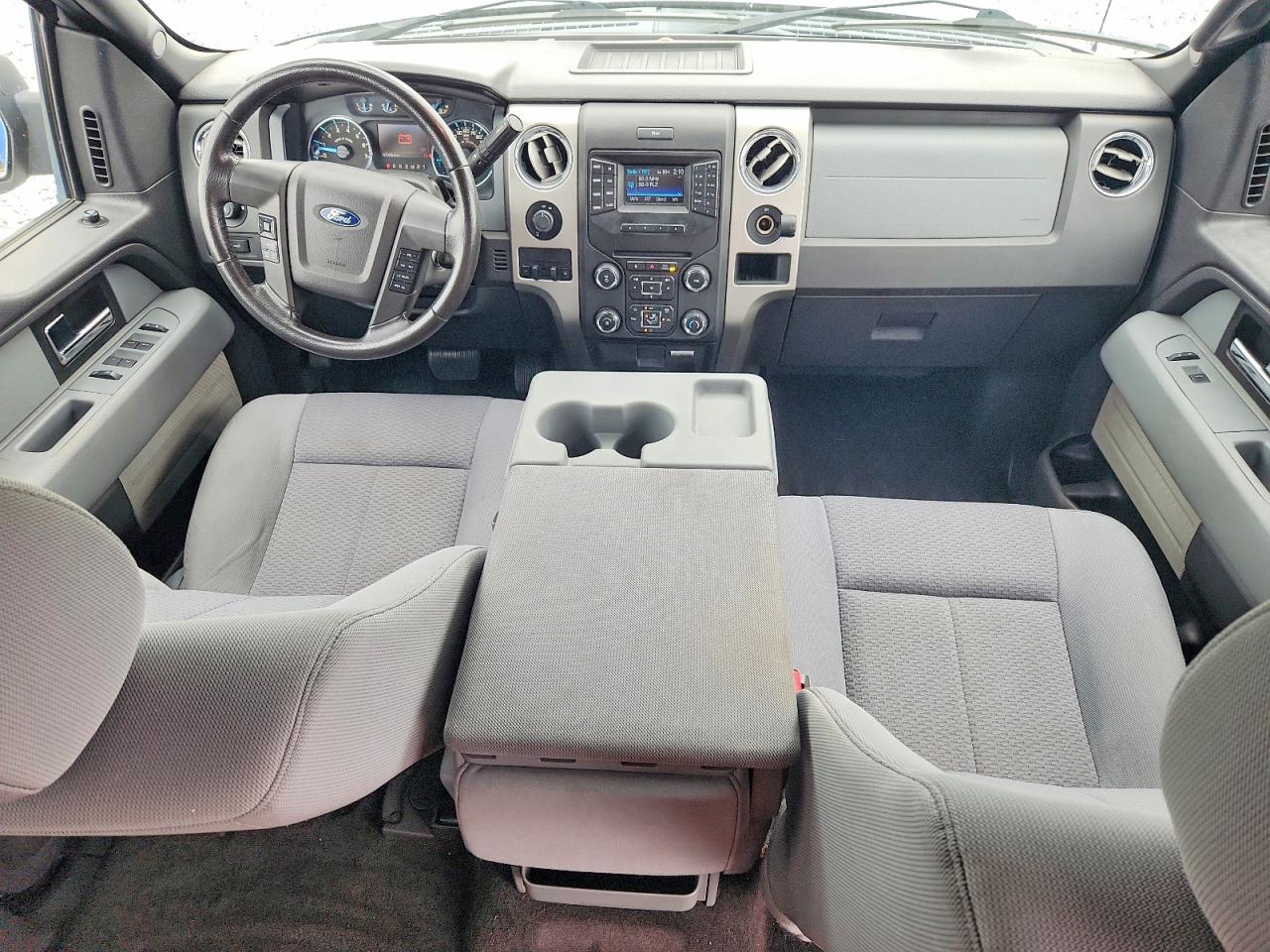 2014 Ford F150 Supercrew Silver vin: 1FTFW1CT1EKD39740
