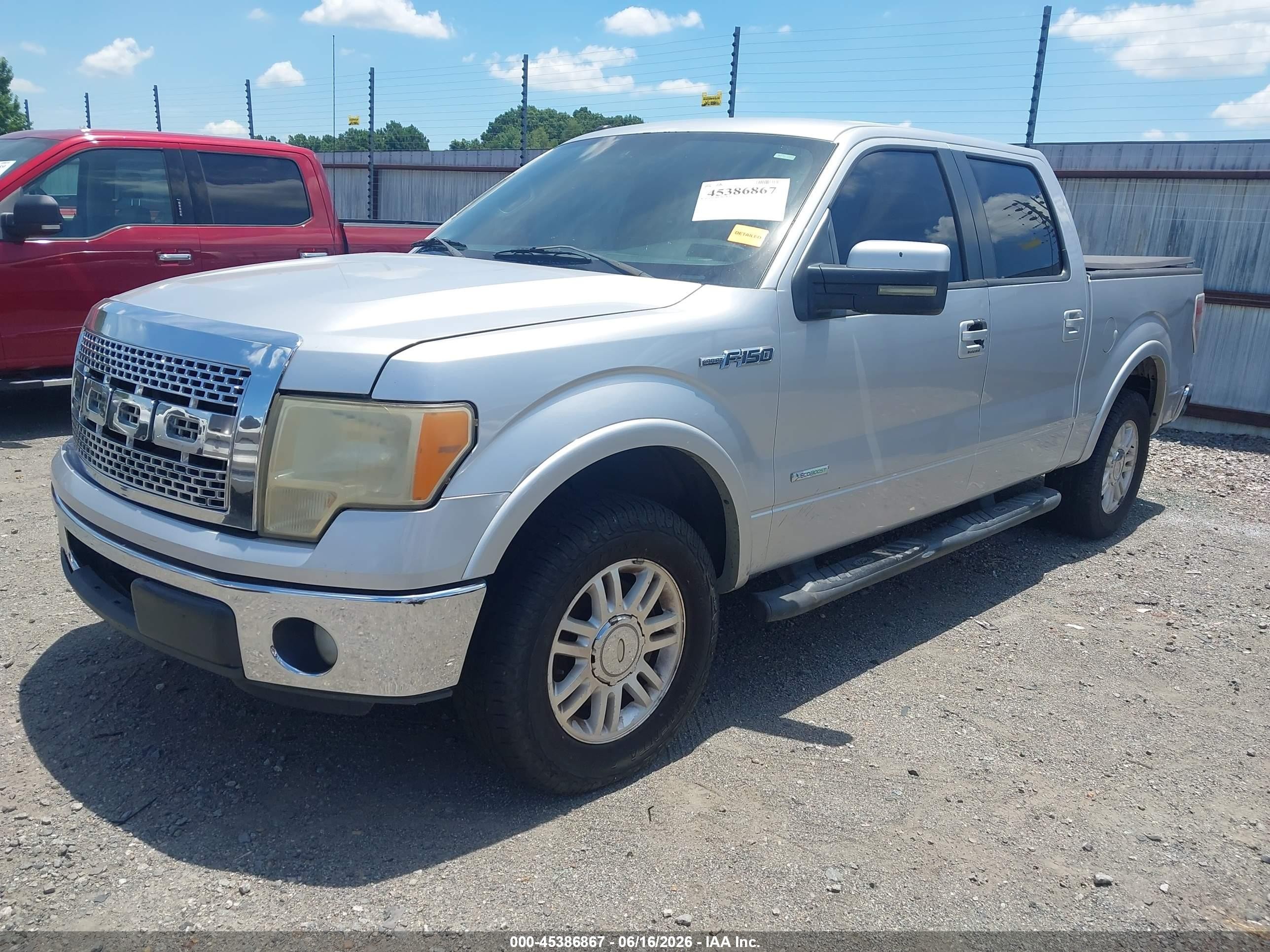 2011 Ford F-150 Lariat Silver vin: 1FTFW1CT2BFB48557