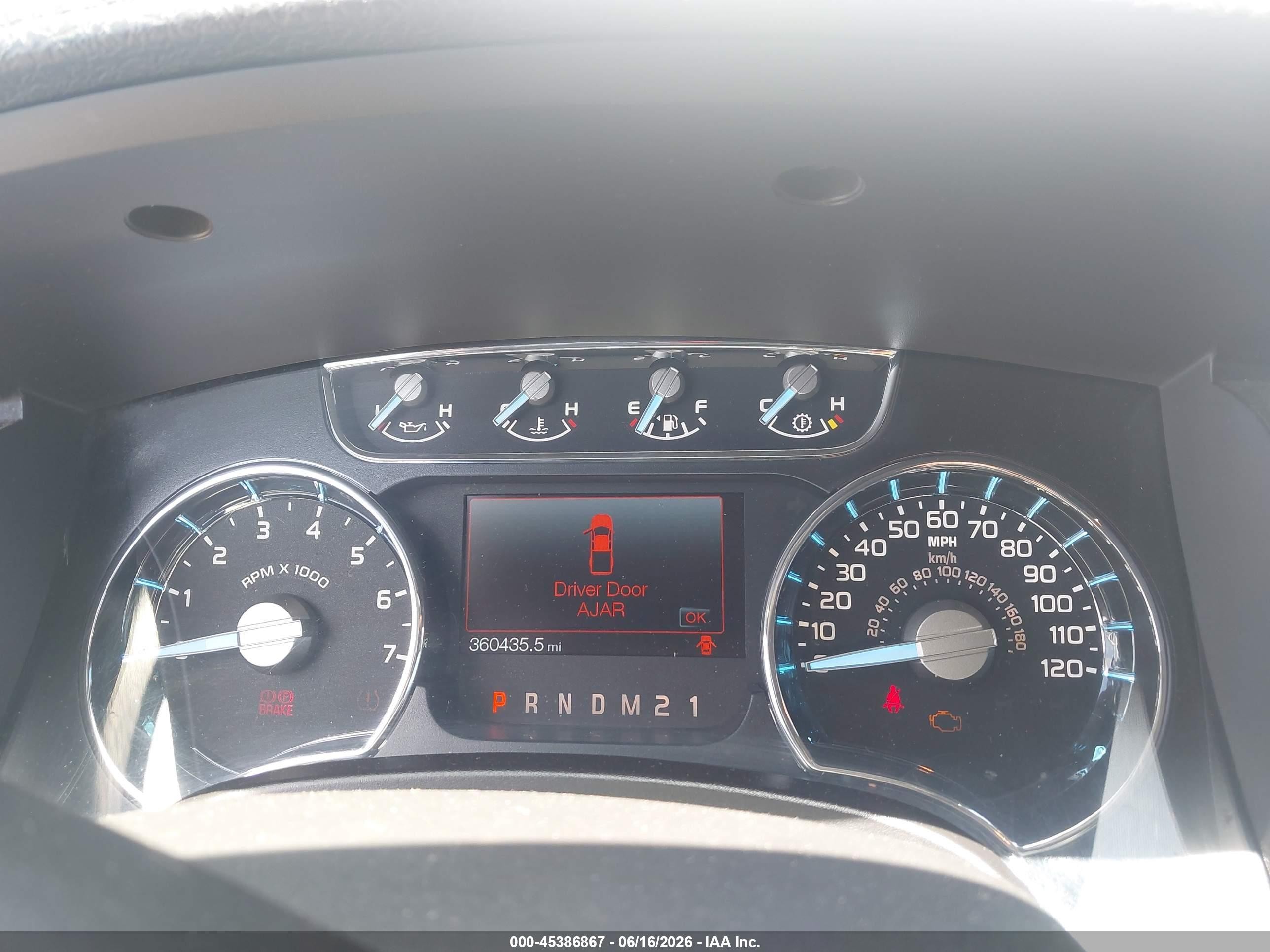 2011 Ford F-150 Lariat Silver vin: 1FTFW1CT2BFB48557
