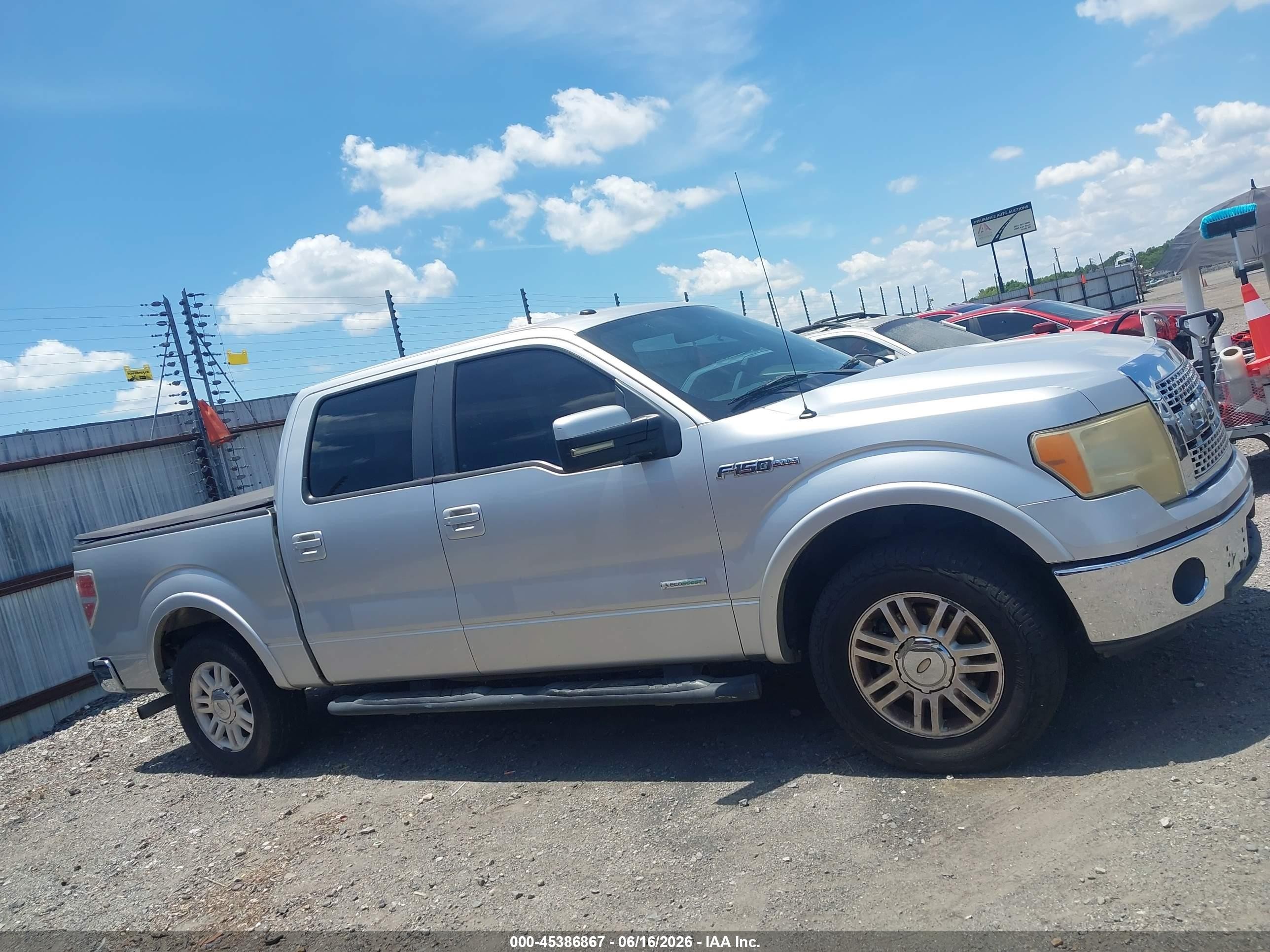 2011 Ford F-150 Lariat Silver vin: 1FTFW1CT2BFB48557