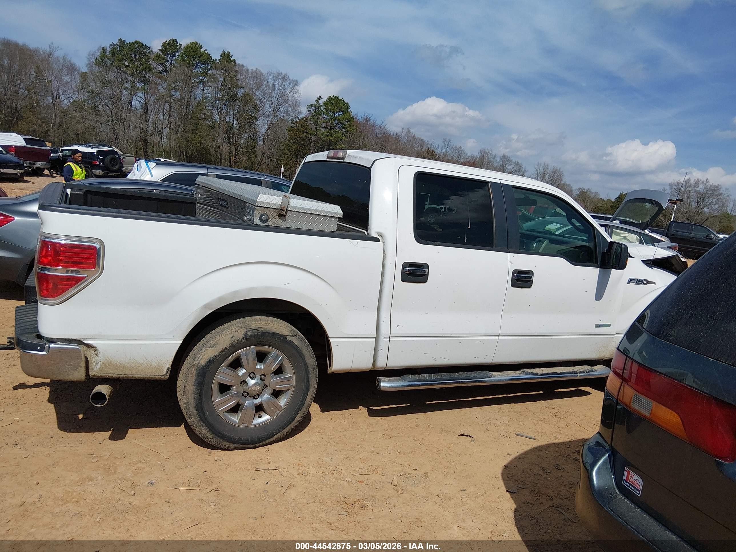 2011 Ford F-150 Xlt White vin: 1FTFW1CT2BFC83540