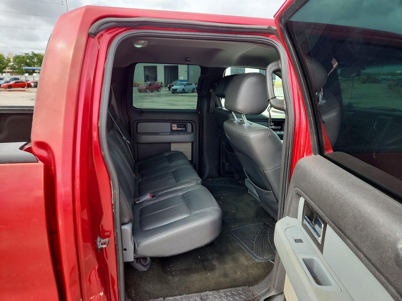 2012 Ford F150 Supercrew Red vin: 1FTFW1CT2CFA94565