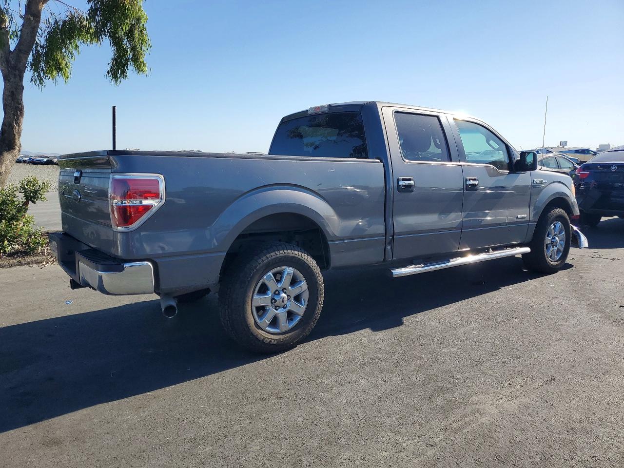 2013 Ford F150 Supercrew Gray vin: 1FTFW1CT2DKG11372
