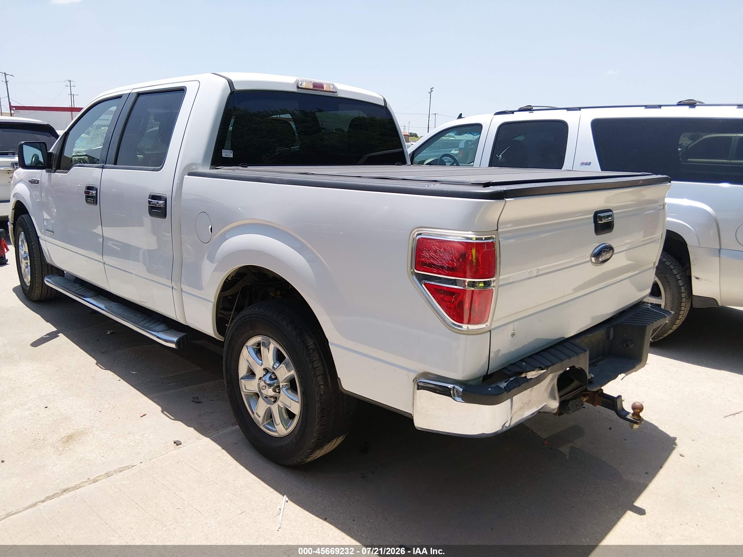 2014 Ford F-150 Xlt White vin: 1FTFW1CT2EFC52325