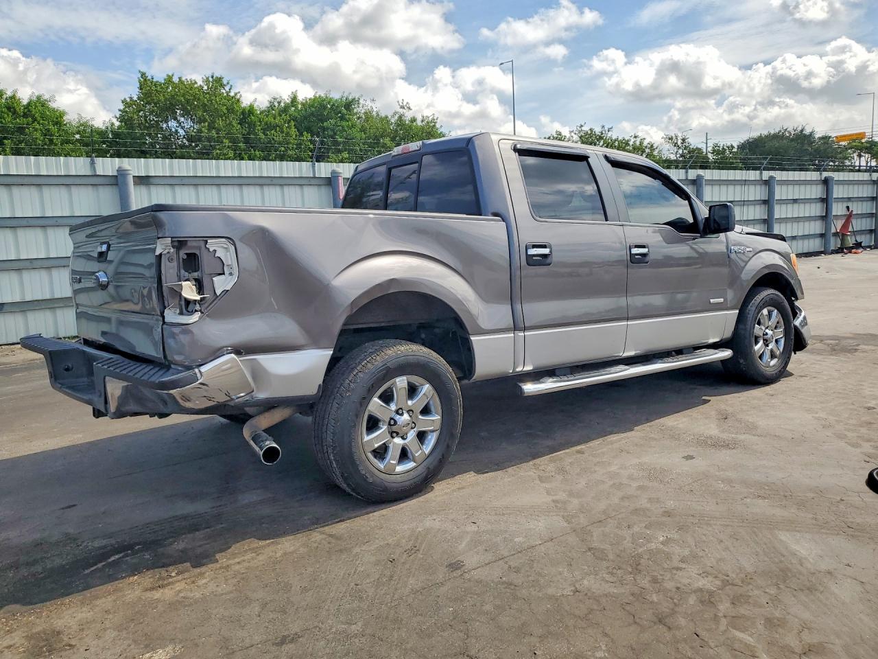 2014 Ford F150 Supercrew Gray vin: 1FTFW1CT2EKD97369