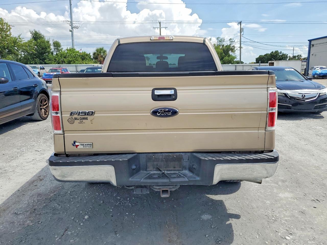 2014 Ford F150 Supercrew Beige vin: 1FTFW1CT2EKE96077