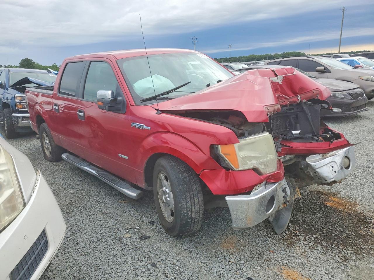 2011 Ford F150 Supercrew Burgundy vin: 1FTFW1CT4BFC43721