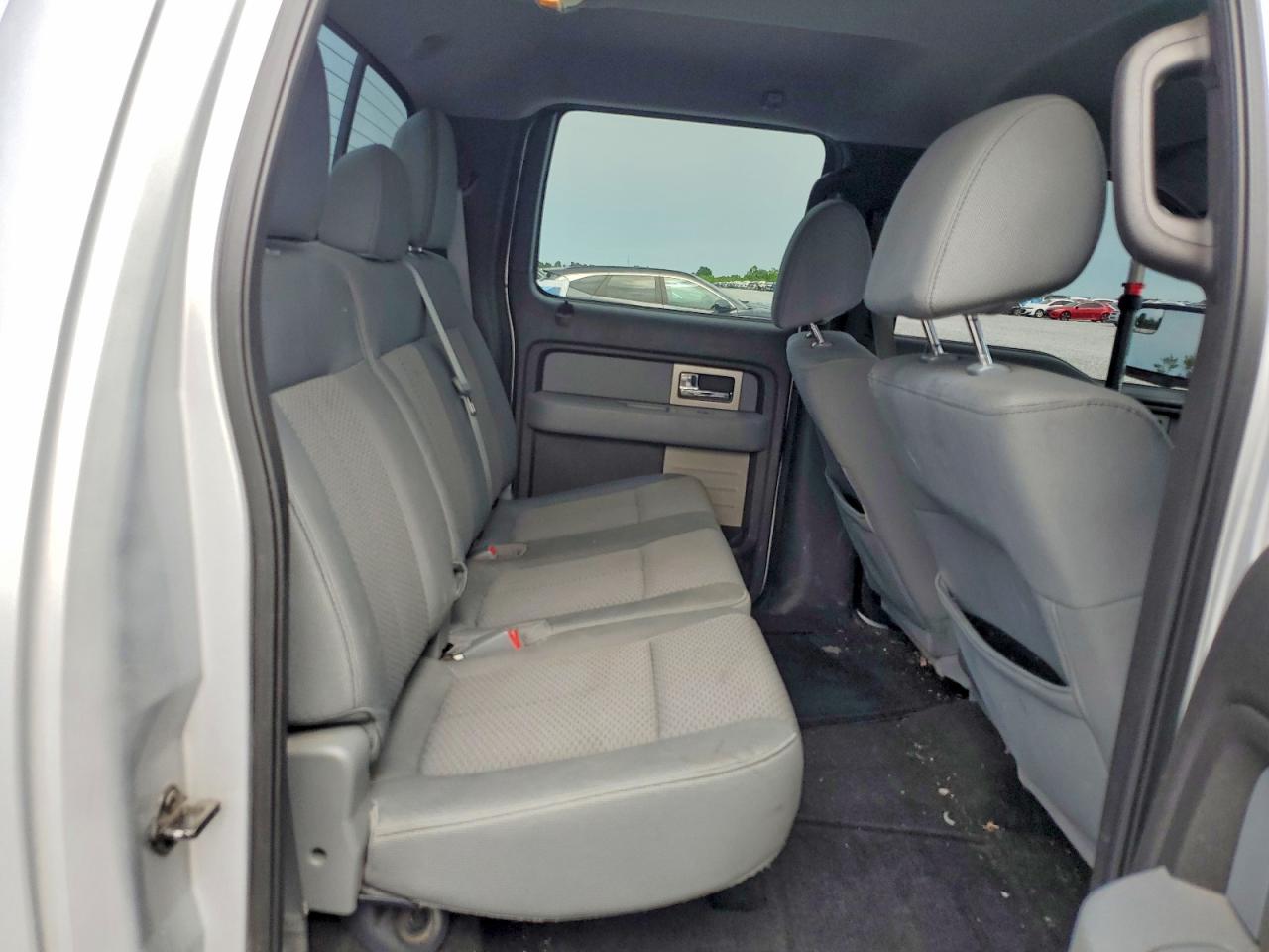 2011 Ford F150 Supercrew Silver vin: 1FTFW1CT4BKD88779