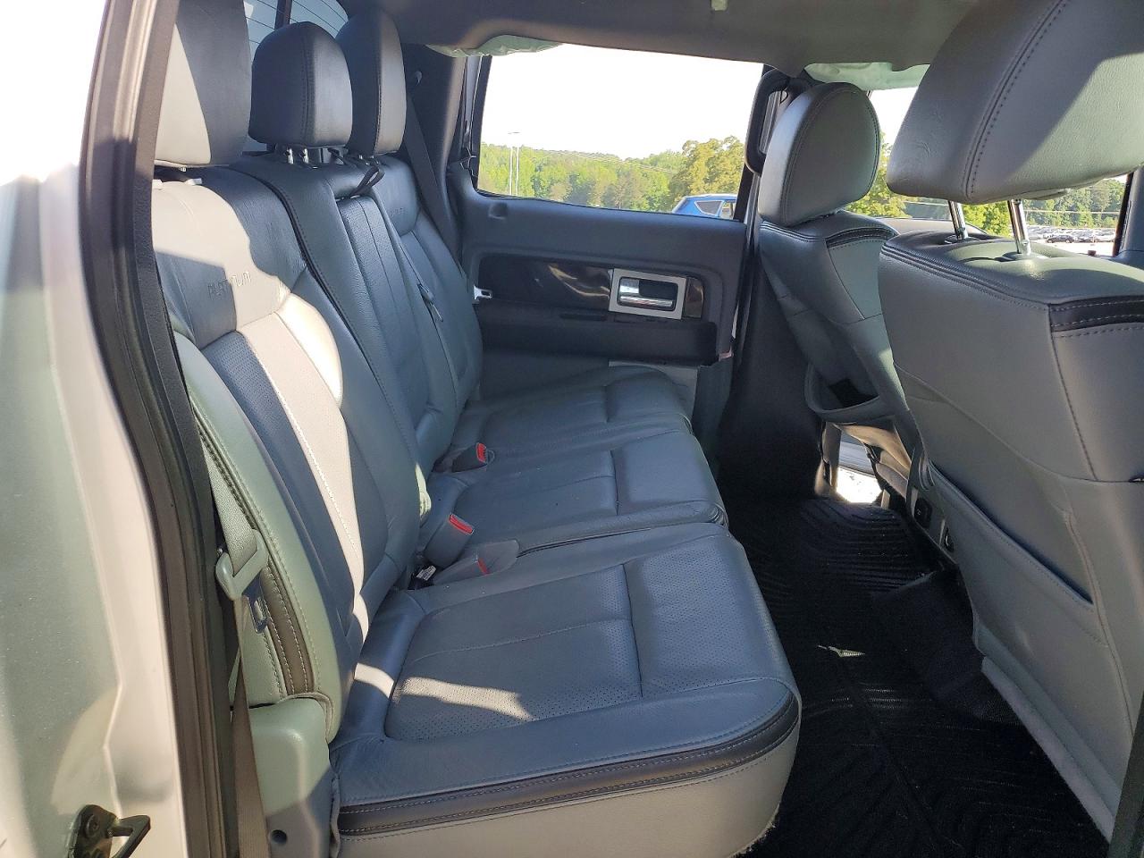 2011 Ford F150 Supercrew Silver vin: 1FTFW1CT5BFB47919