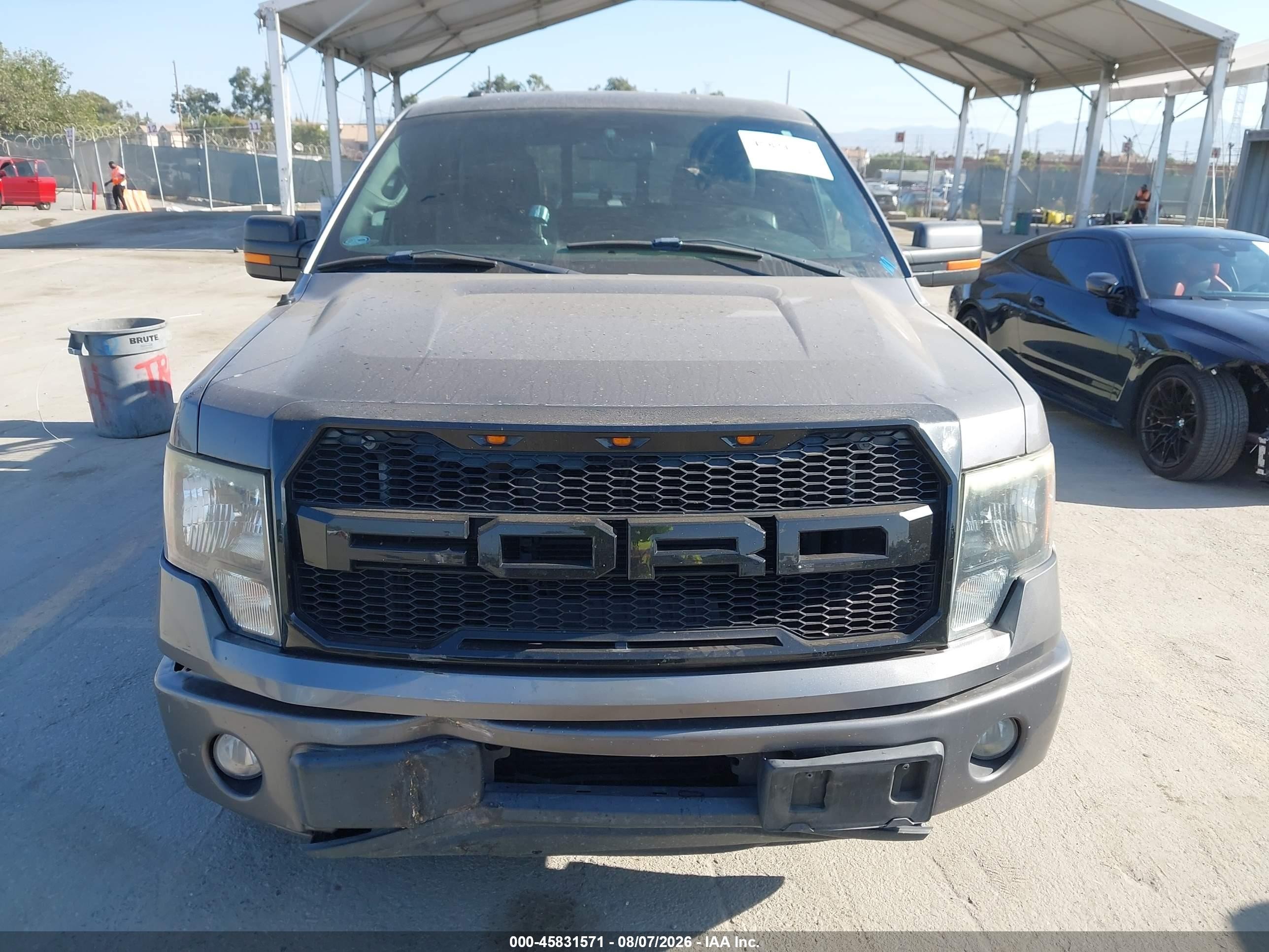 2011 Ford F-150 Fx2 Серый vin: 1FTFW1CT5BKE18081