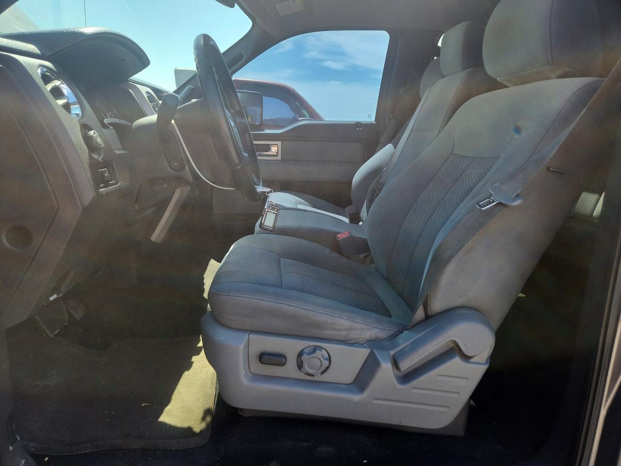 2012 Ford F150 Supercrew Gray vin: 1FTFW1CT7CFC94826