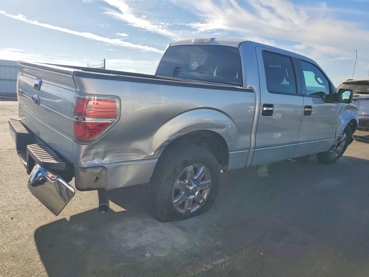 2013 Ford F150 Supercrew Silver vin: 1FTFW1CT7DKE66460