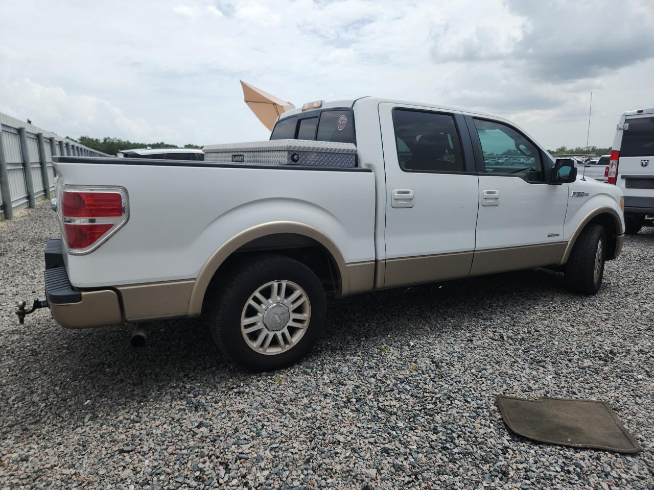 2011 Ford F150 Supercrew White vin: 1FTFW1CT8BFB52600
