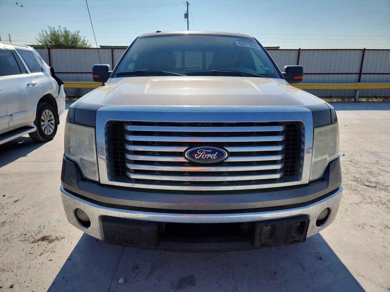 2011 Ford F150 Supercrew Gray vin: 1FTFW1CT8BFB55402