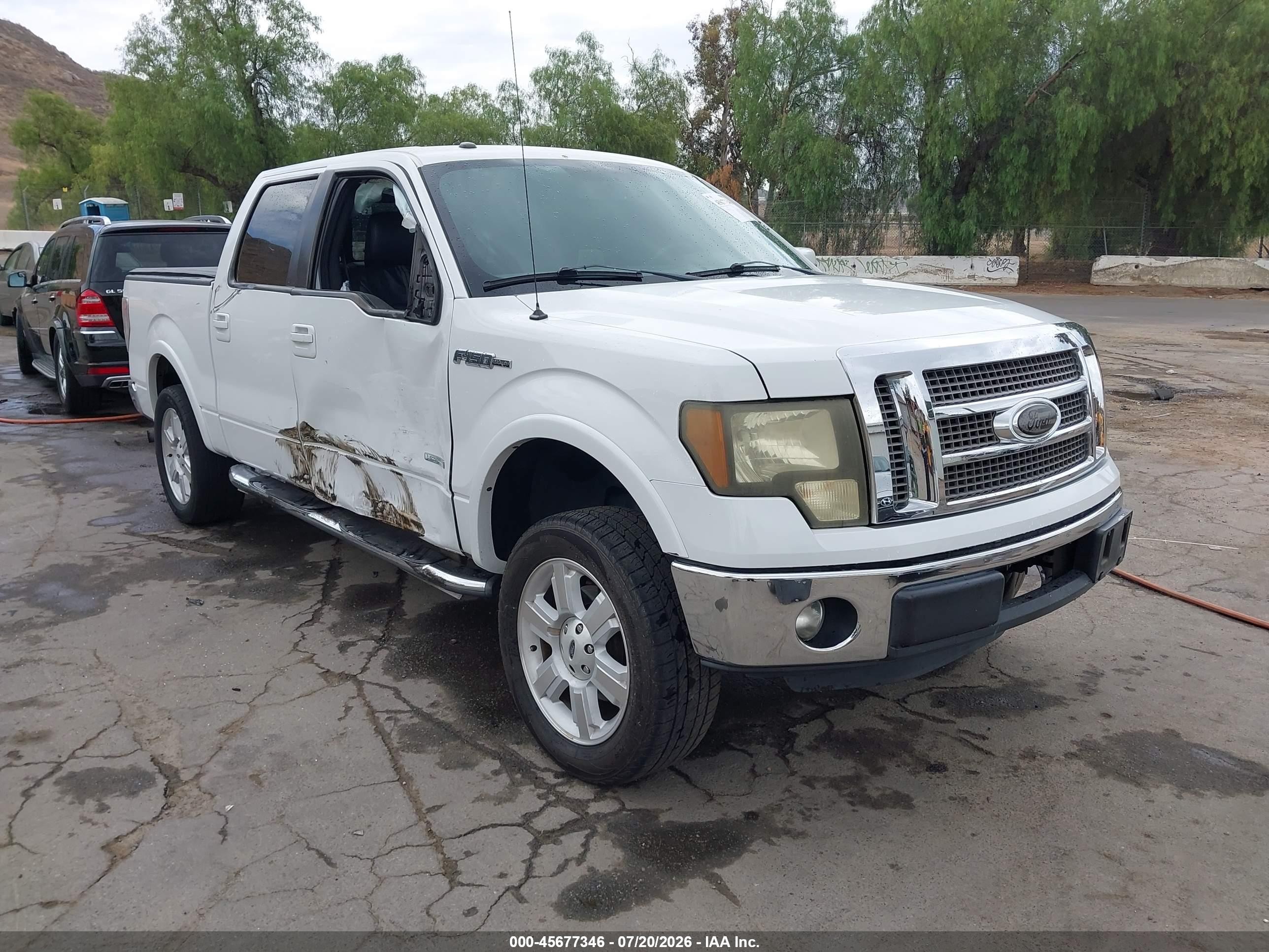2011 Ford F-150 Lariat White vin: 1FTFW1CT8BFC51479
