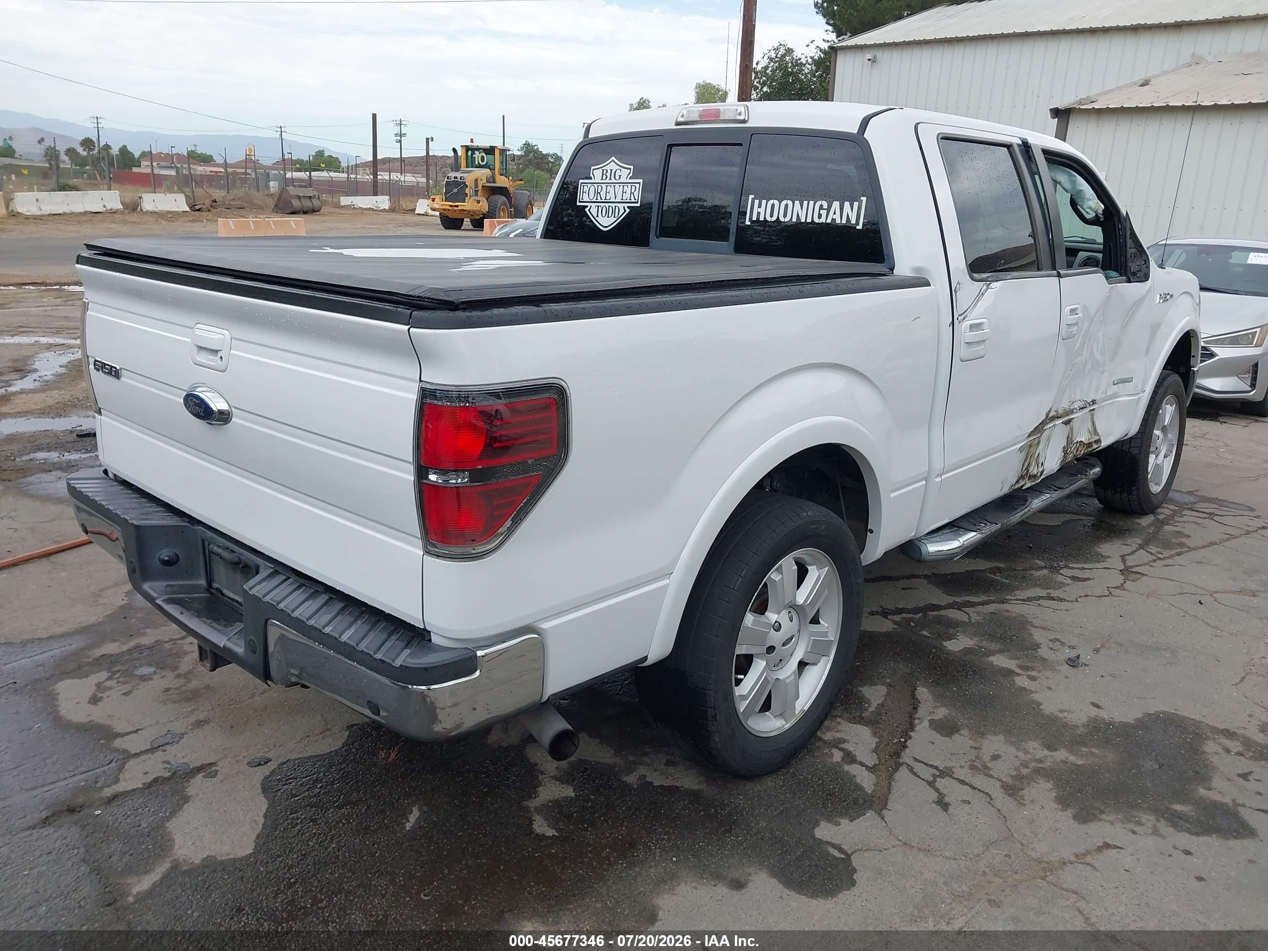 2011 Ford F-150 Lariat White vin: 1FTFW1CT8BFC51479