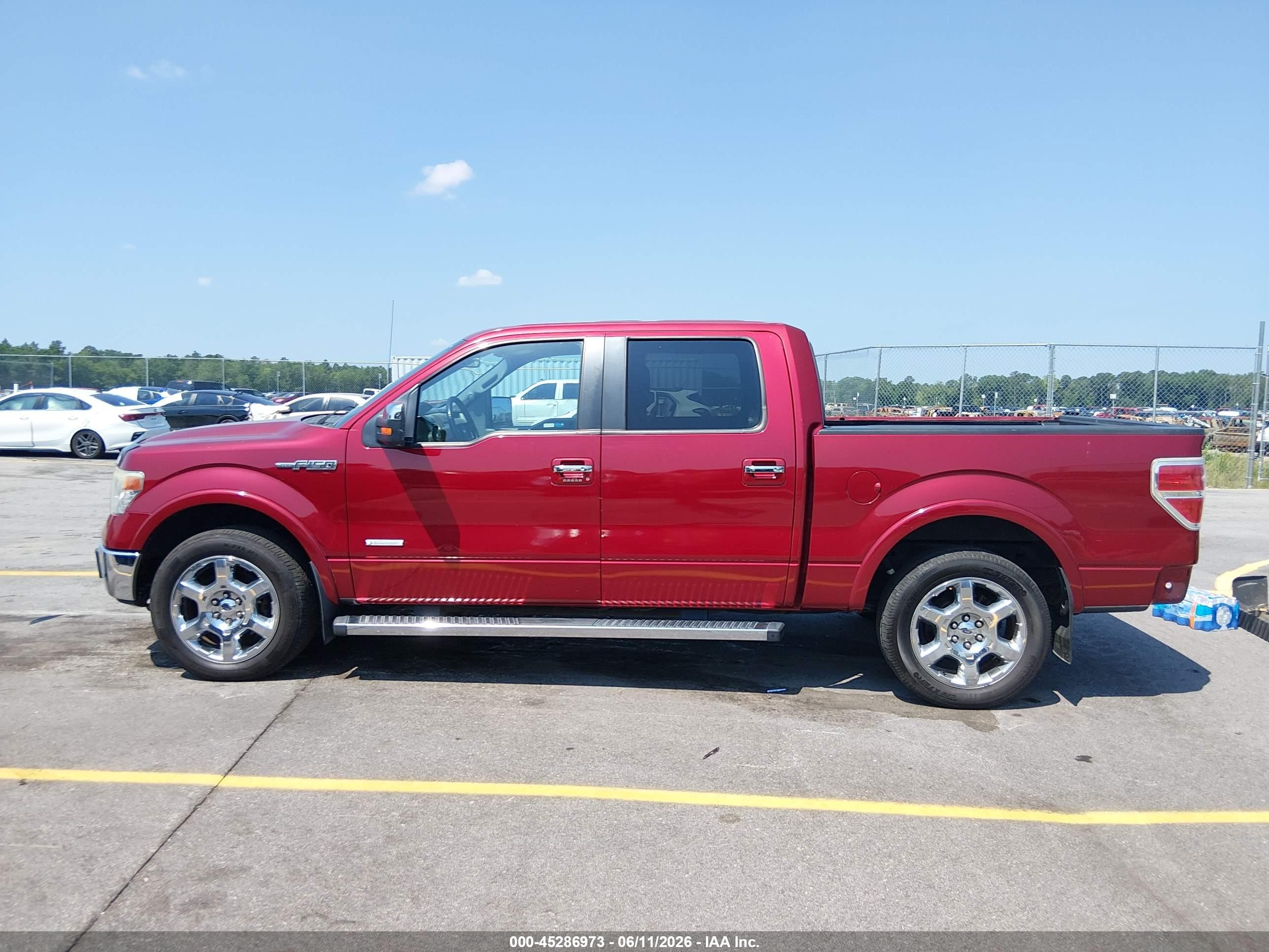 2013 Ford F-150 Lariat Burgundy vin: 1FTFW1CT8DFC68835
