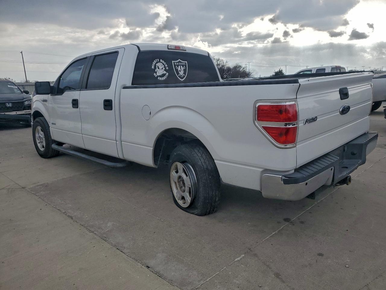 2013 Ford F150 Supercrew White vin: 1FTFW1CT8DFE08401