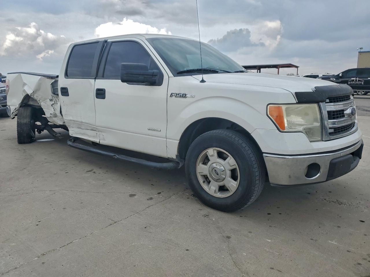 2013 Ford F150 Supercrew White vin: 1FTFW1CT8DFE08401