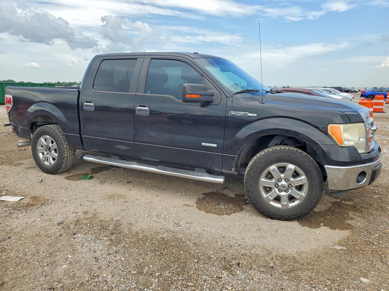 2013 Ford F150 Supercrew Black vin: 1FTFW1CT8DKG45946