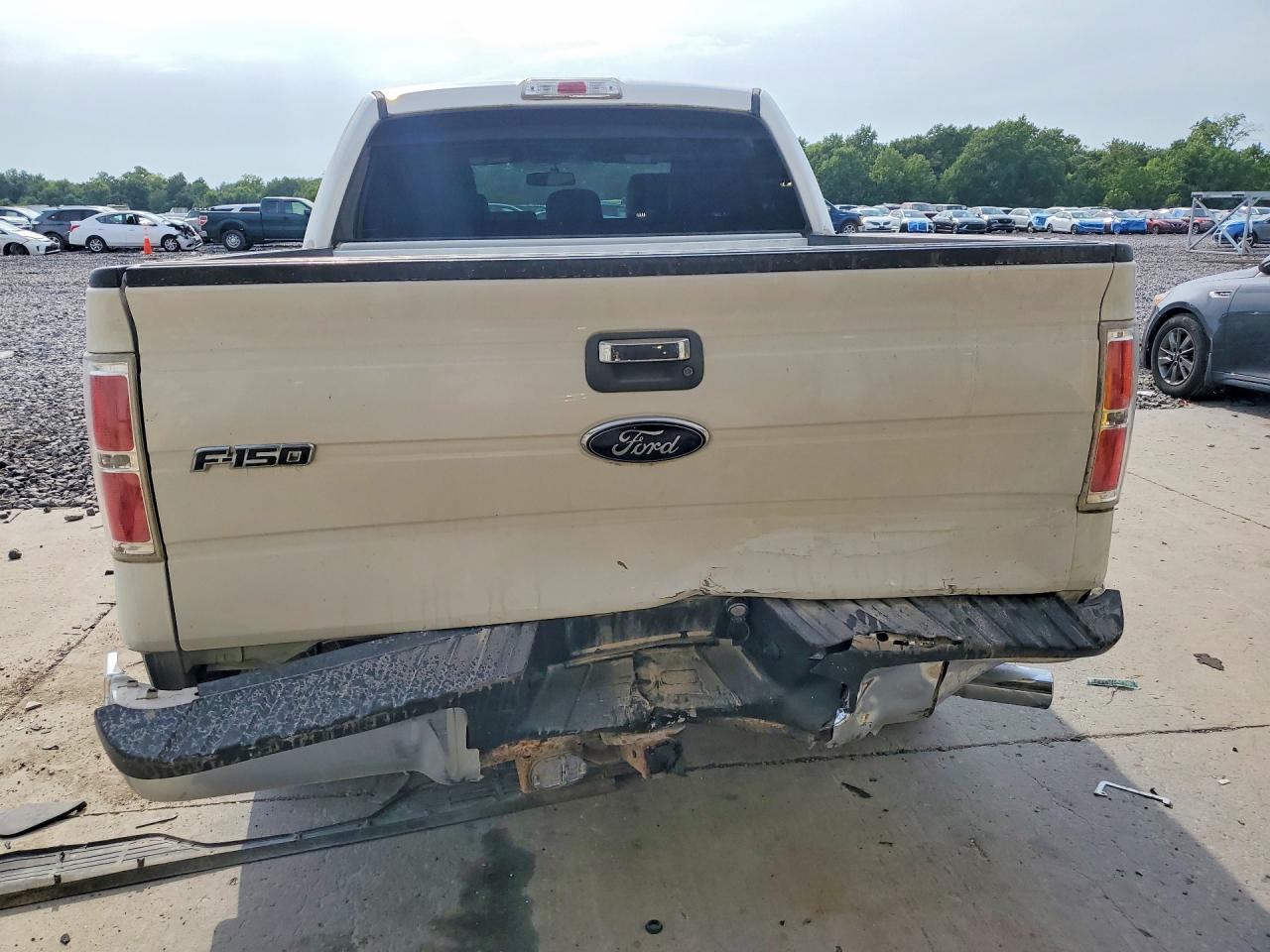 2013 Ford F150 Supercrew White vin: 1FTFW1CT8DKG49544