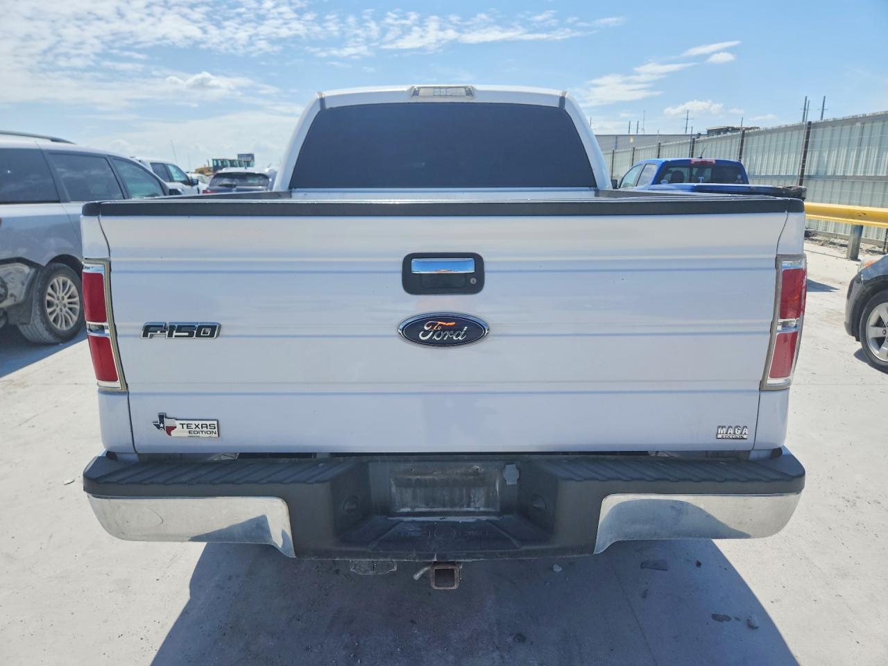 2014 Ford F150 Supercrew White vin: 1FTFW1CT8EKE89313