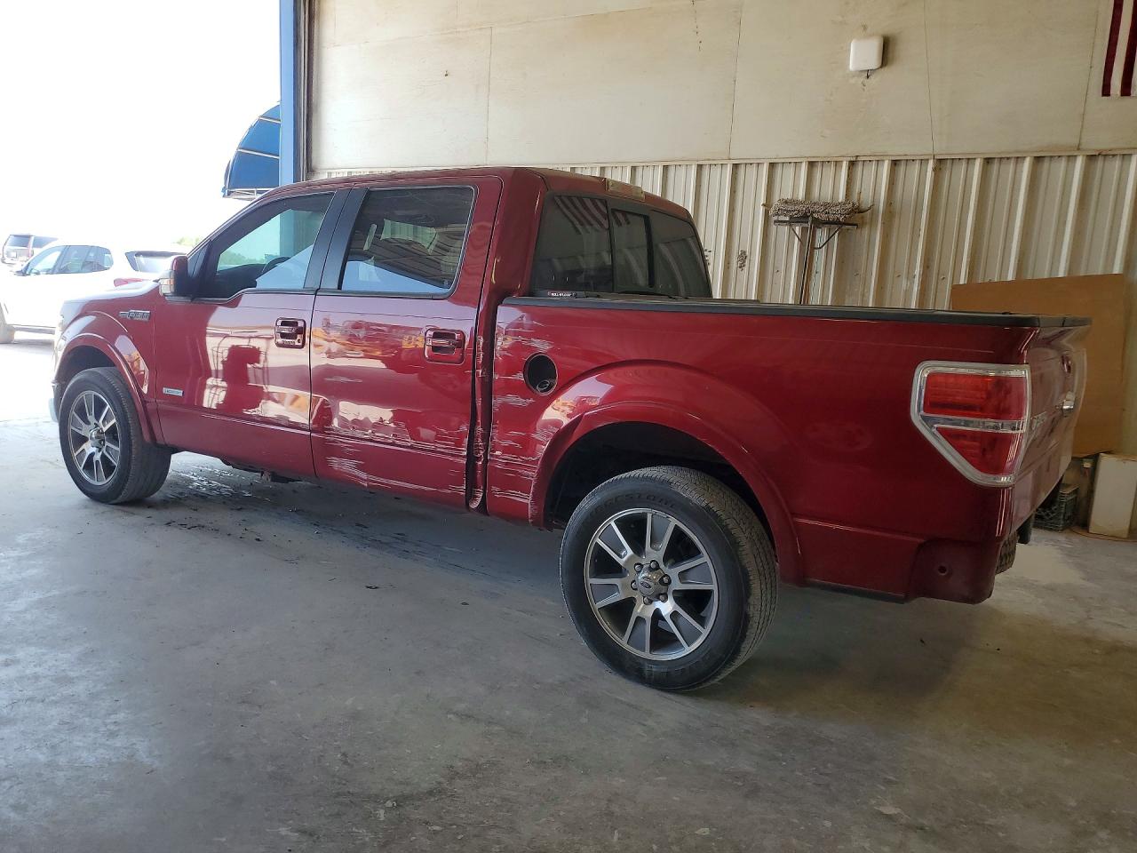 2014 Ford F150 Supercrew Red vin: 1FTFW1CT9EKD14357