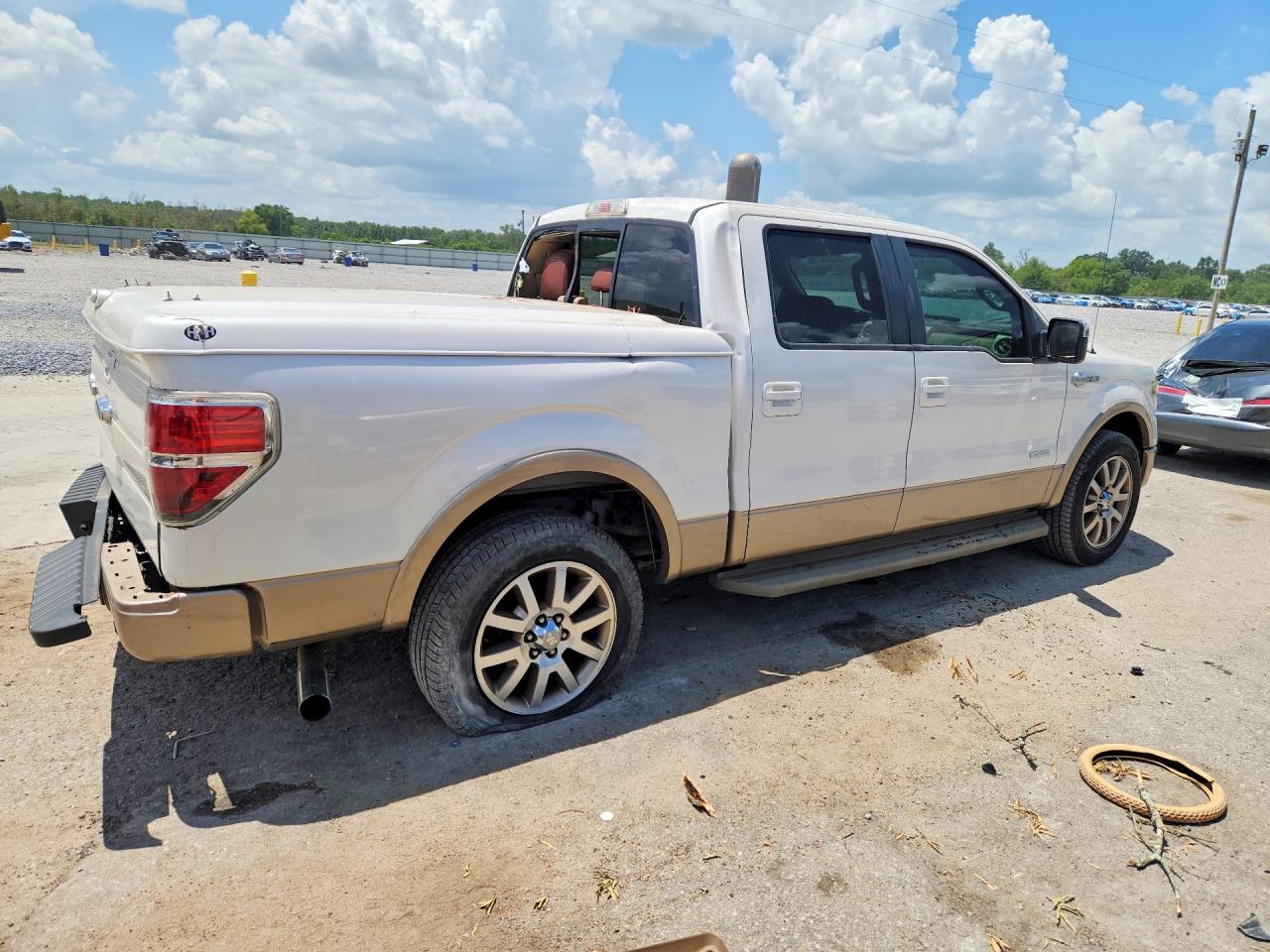 2014 Ford F150 Supercrew Two Tone vin: 1FTFW1CT9EKD35855