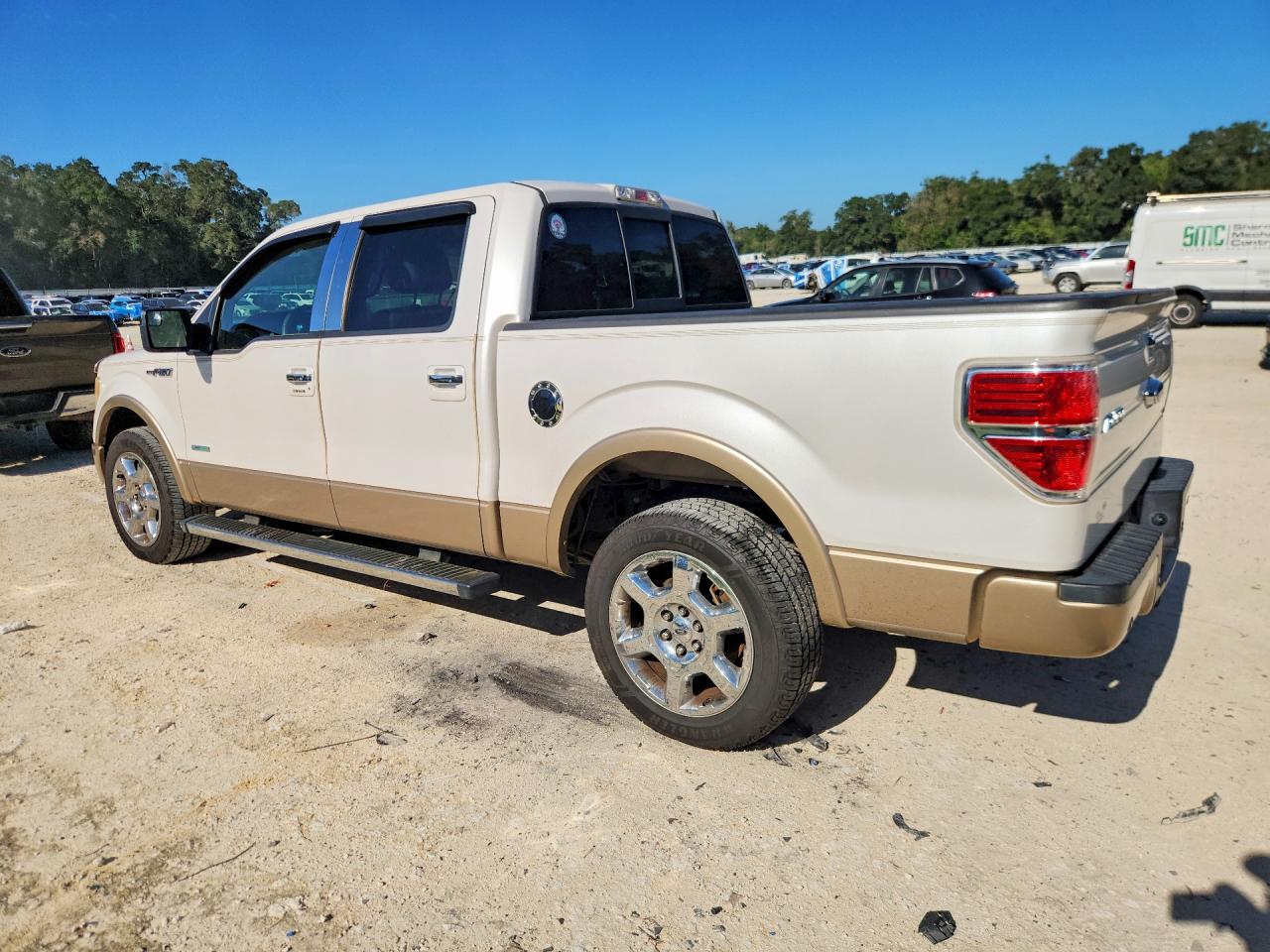 2014 Ford F150 Supercrew Two Tone vin: 1FTFW1CT9EKF33318