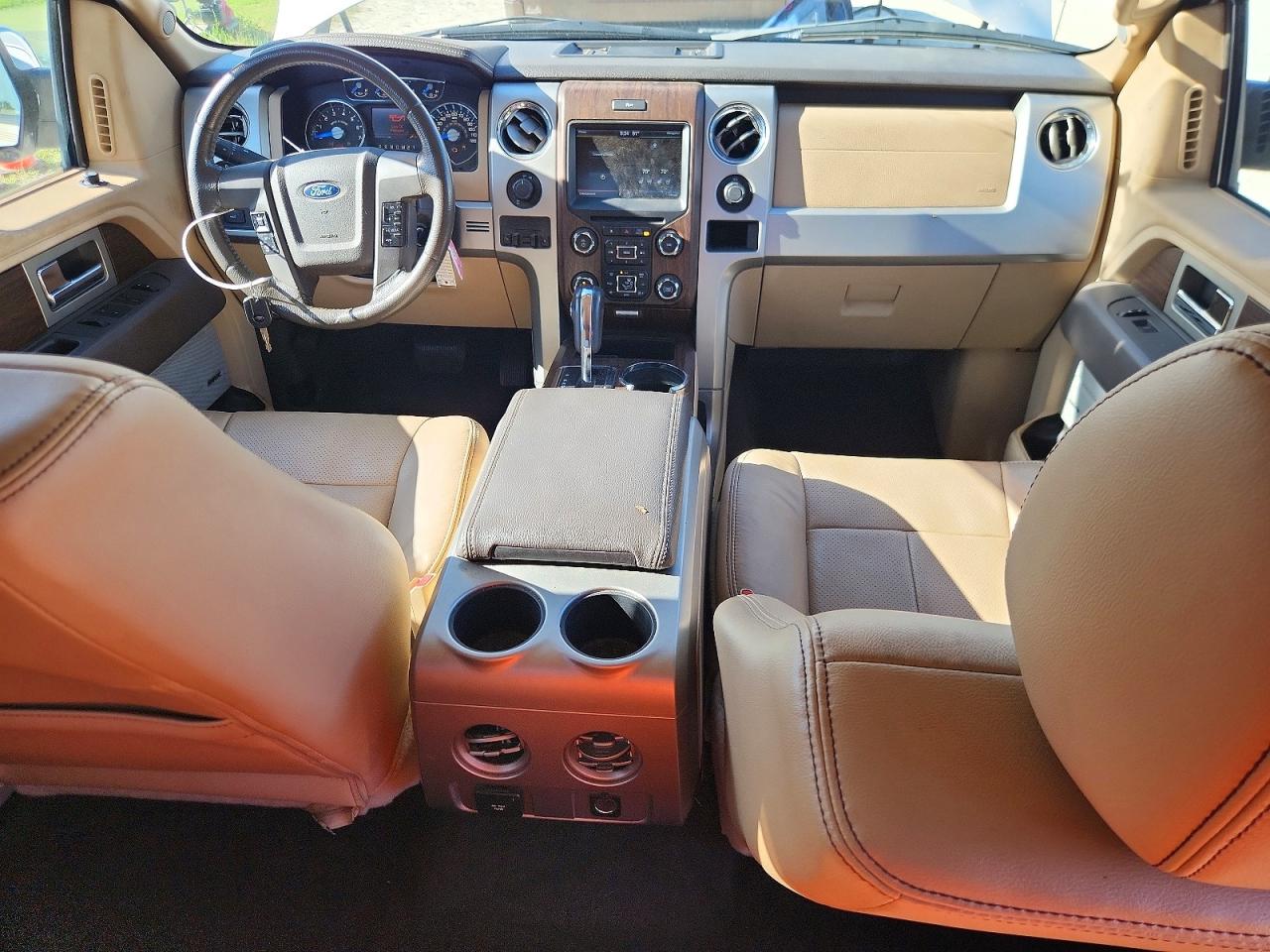 2014 Ford F150 Supercrew Two Tone vin: 1FTFW1CT9EKF33318