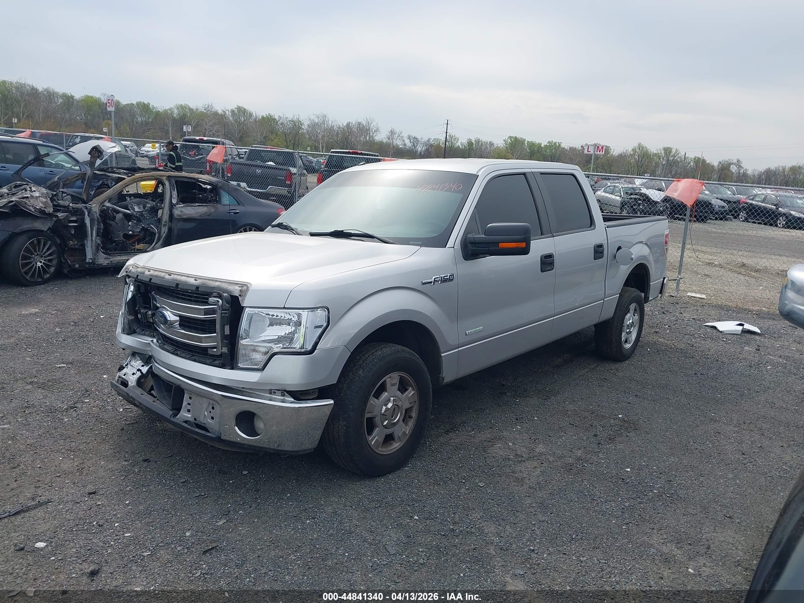 2014 Ford F-150 Xlt Silver vin: 1FTFW1CT9EKF75682