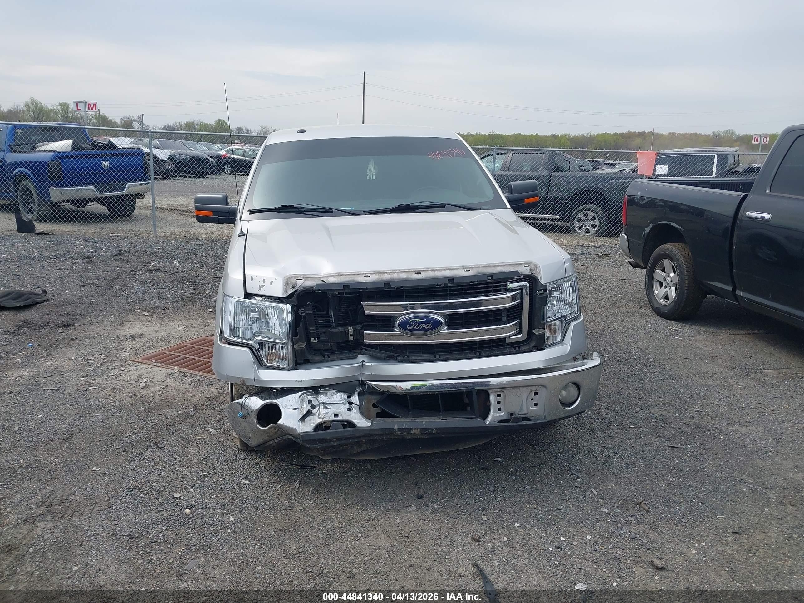 2014 Ford F-150 Xlt Silver vin: 1FTFW1CT9EKF75682