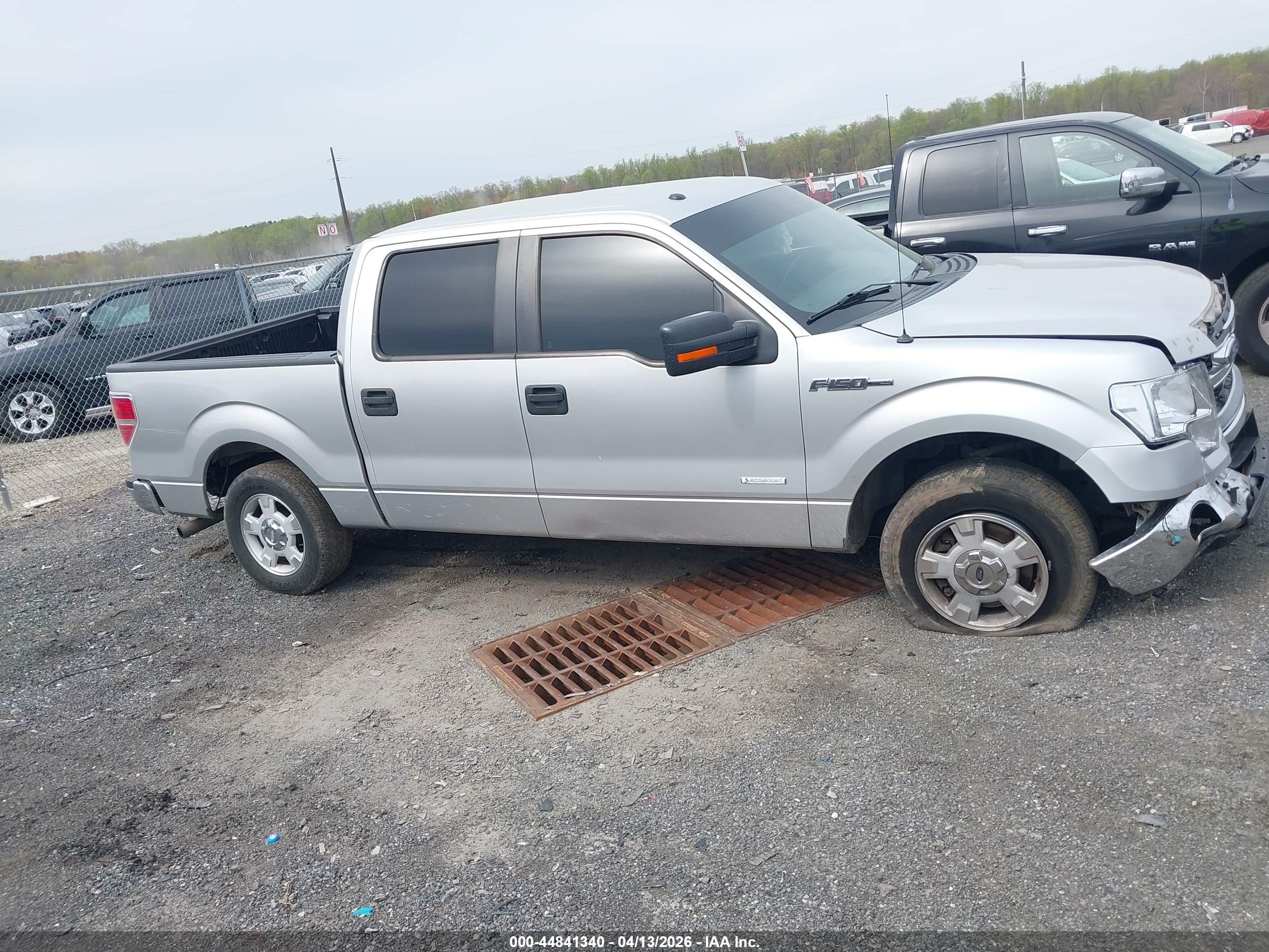 2014 Ford F-150 Xlt Silver vin: 1FTFW1CT9EKF75682