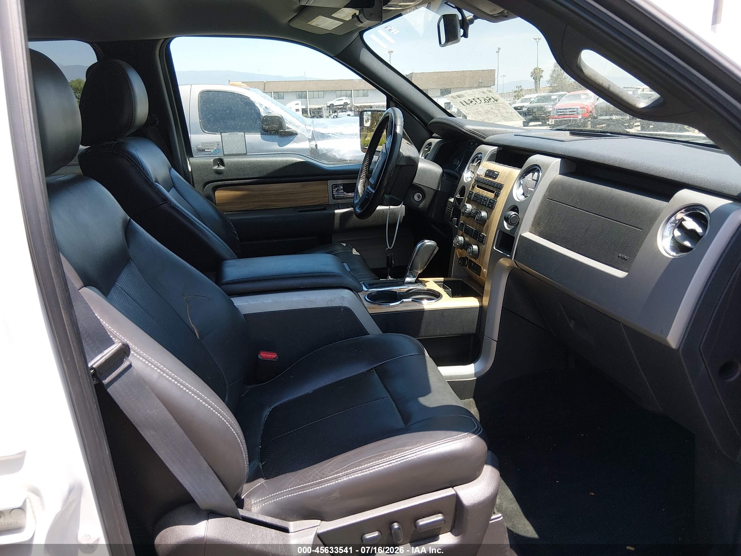 2011 Ford F-150 Lariat White vin: 1FTFW1CTXBFC20699