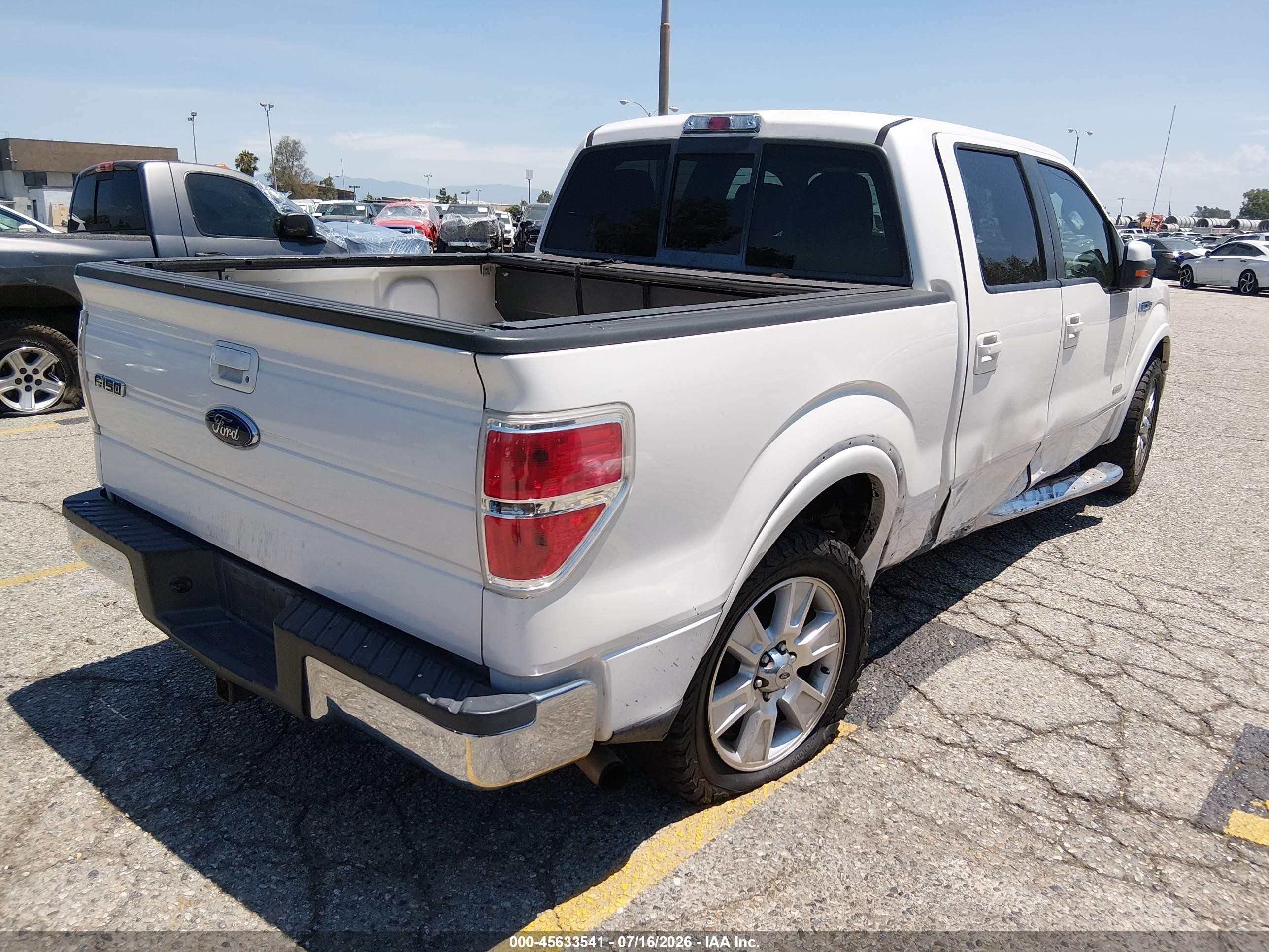 2011 Ford F-150 Lariat White vin: 1FTFW1CTXBFC20699
