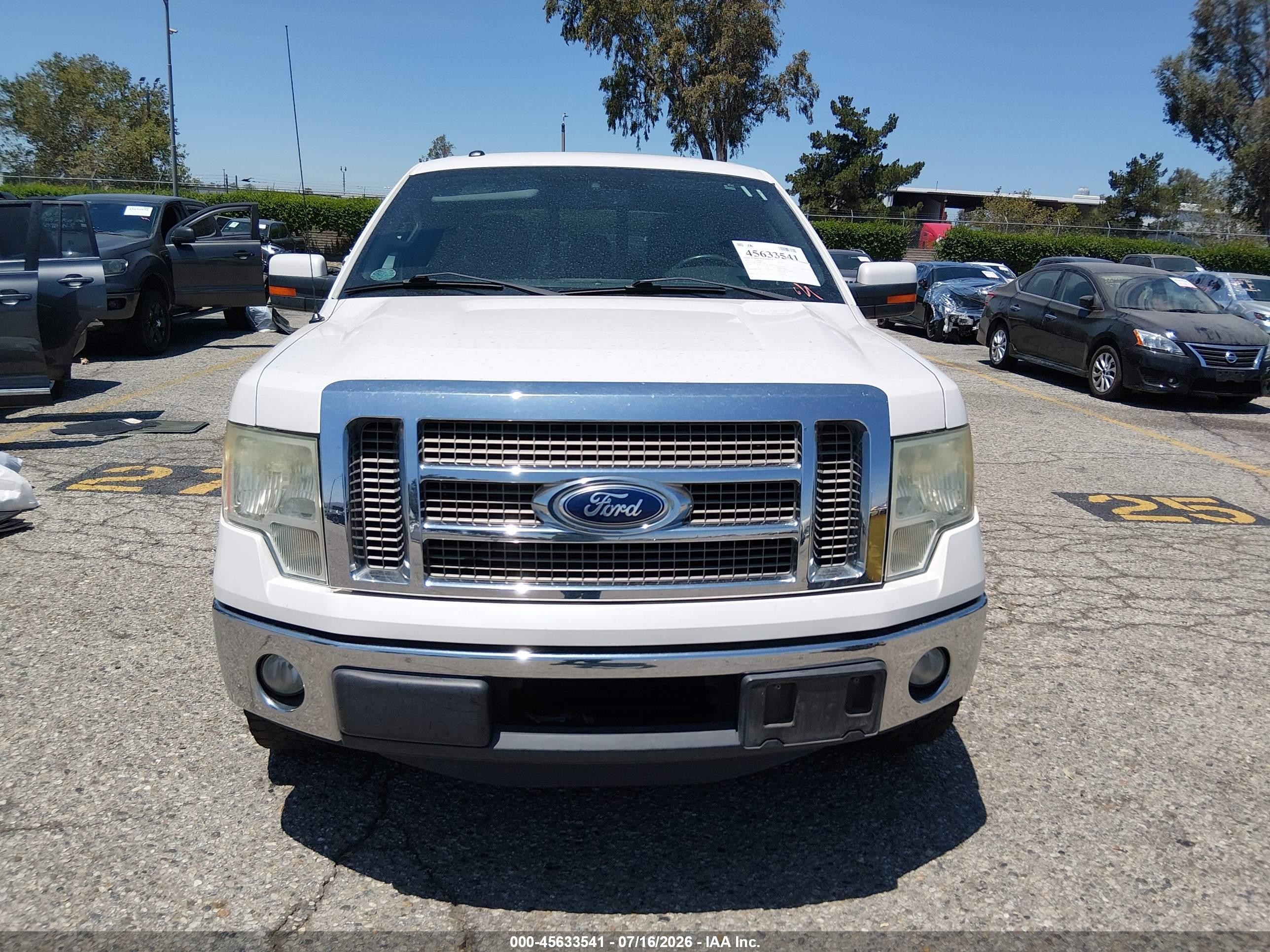 2011 Ford F-150 Lariat White vin: 1FTFW1CTXBFC20699