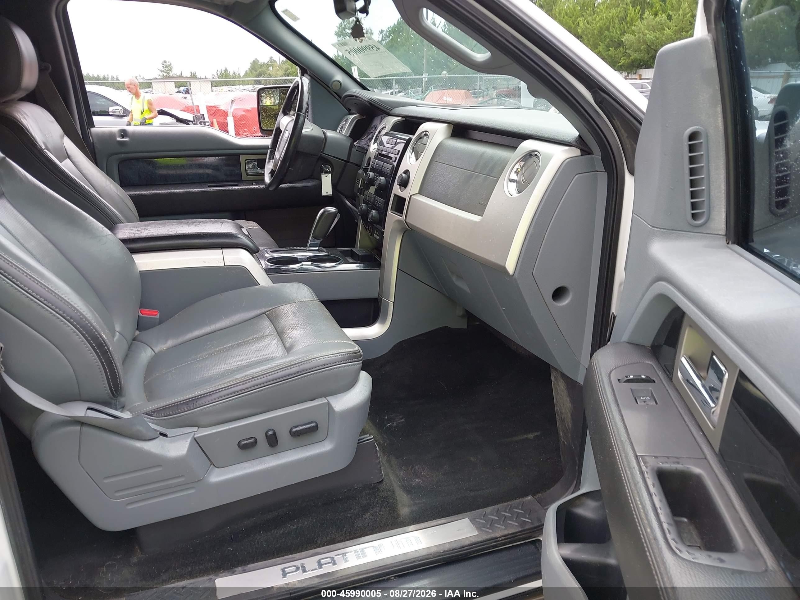 2011 Ford F-150 Platinum White vin: 1FTFW1CTXBFC43884