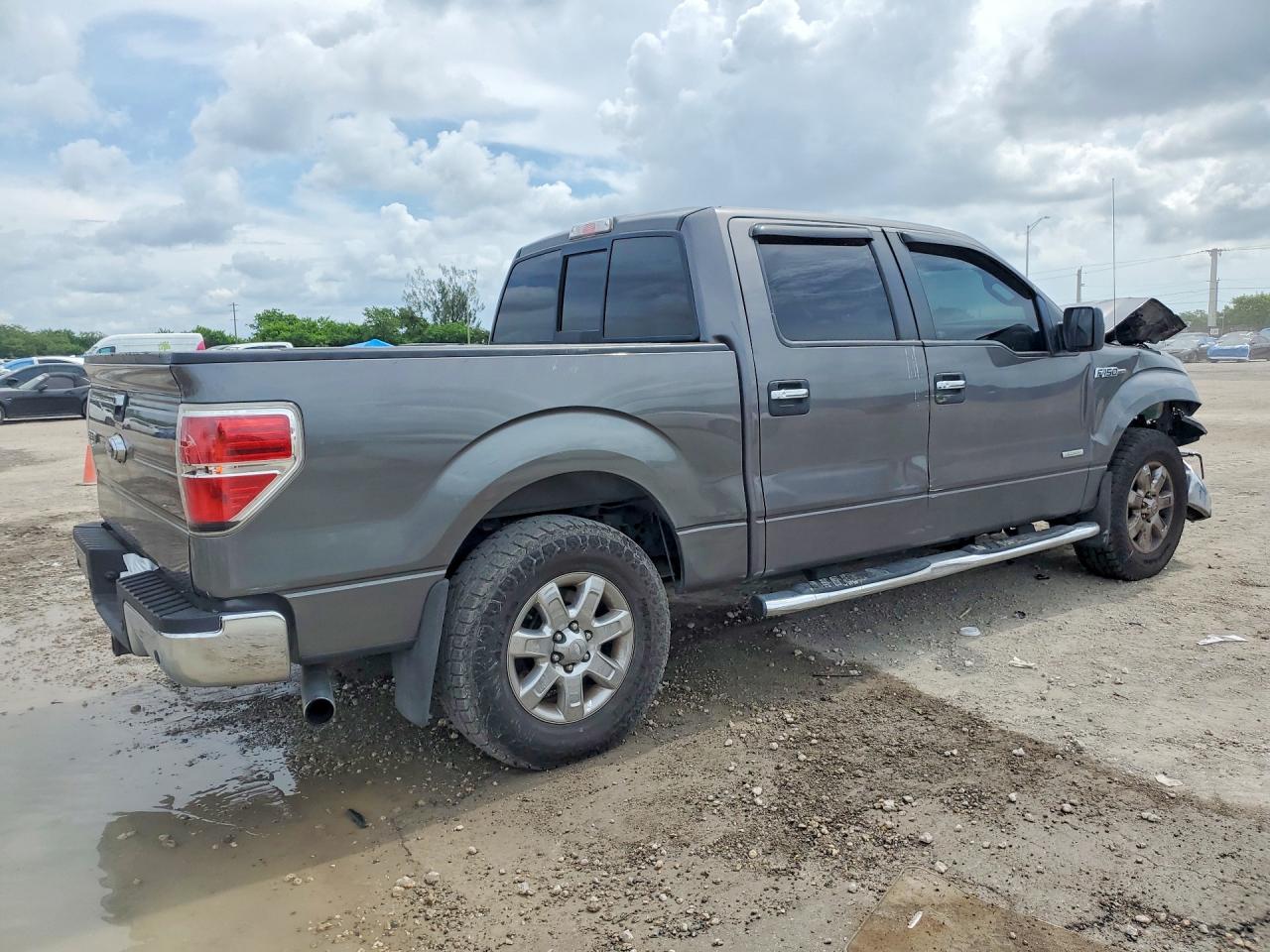 2013 Ford F150 Supercrew Gray vin: 1FTFW1CTXDKD03897