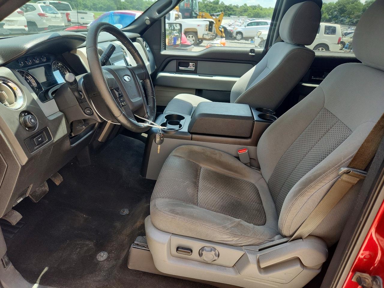 2014 Ford F150 Supercrew Red vin: 1FTFW1CTXEFC59894