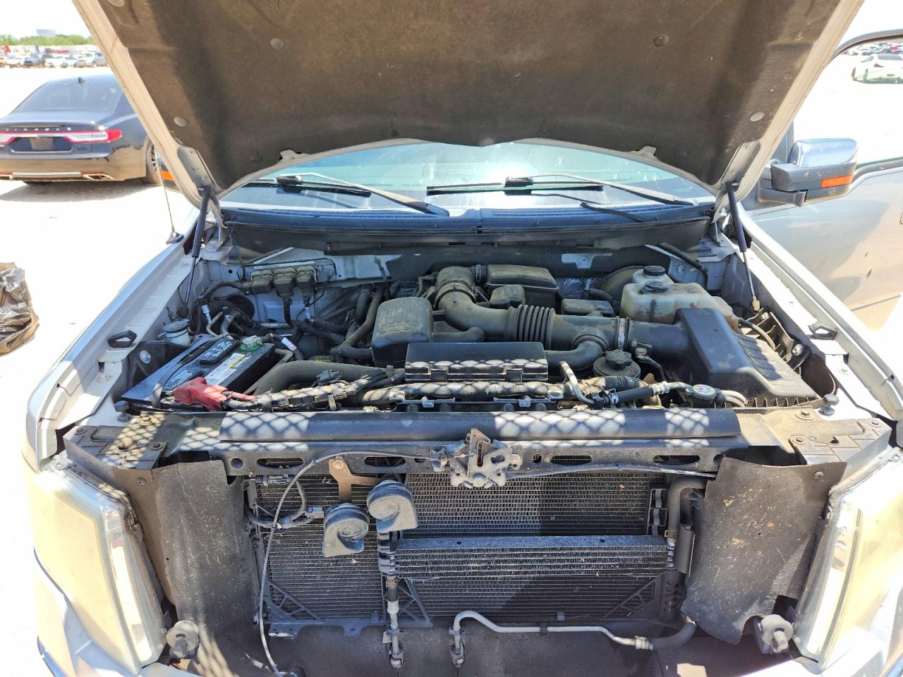 2010 Ford F150 Supercrew Silver vin: 1FTFW1CV2AFB30561