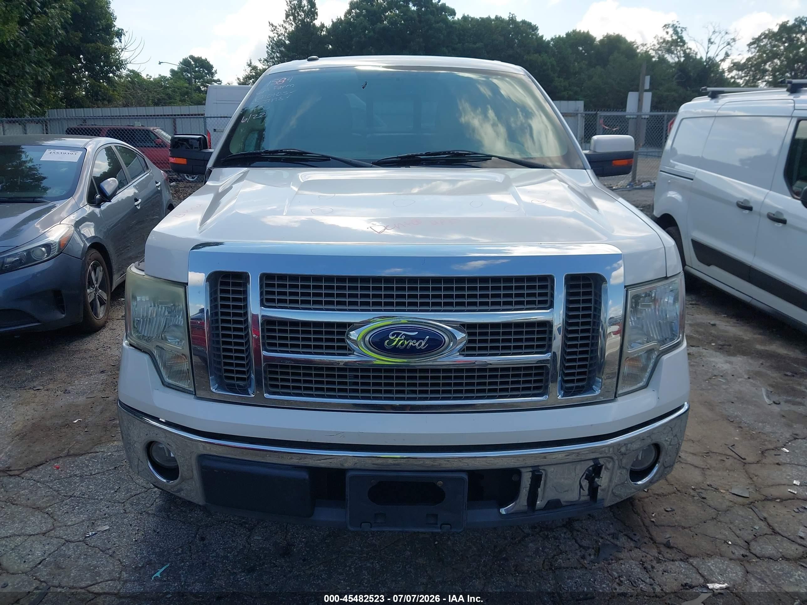 2010 Ford F-150 Platinum White vin: 1FTFW1CV2AFC60050