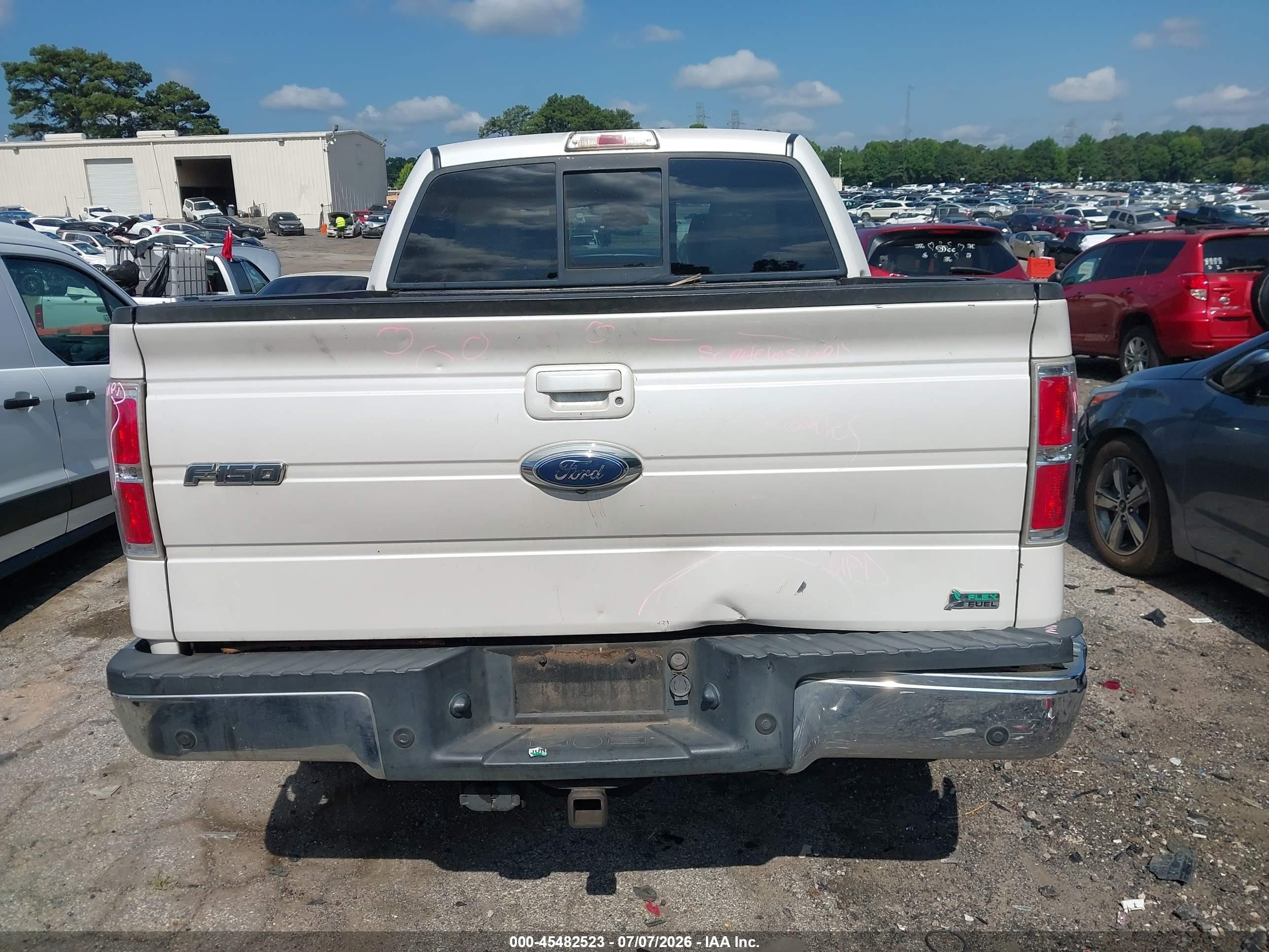 2010 Ford F-150 Platinum White vin: 1FTFW1CV2AFC60050