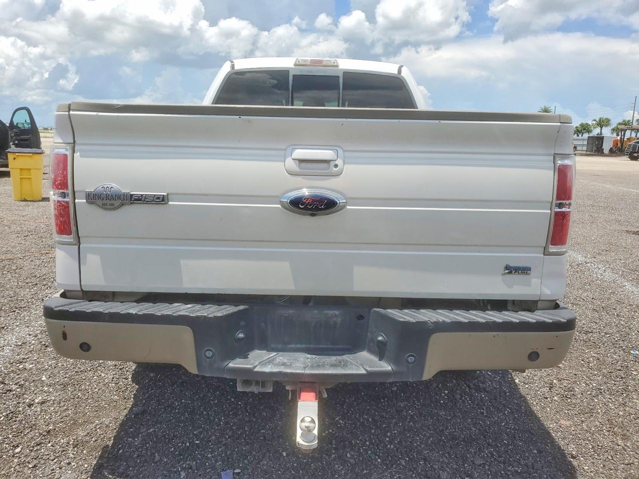 2010 Ford F150 Supercrew White vin: 1FTFW1CV4AKC10841