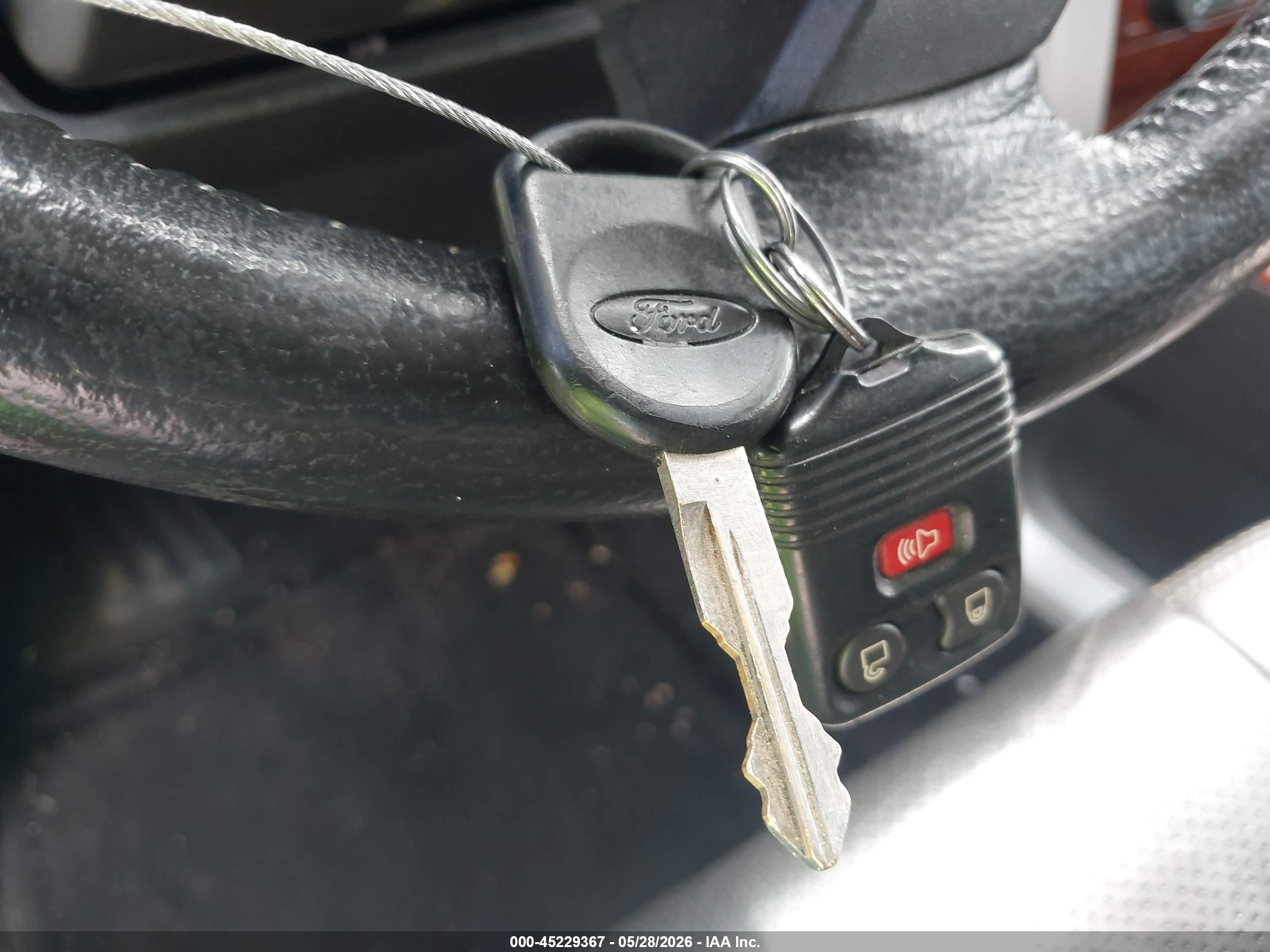 2010 Ford F-150 Fx2 Sport/harley-davidson/king Ranch/lariat/platinum/xl/xlt Черный vin: 1FTFW1CV5AFB08425