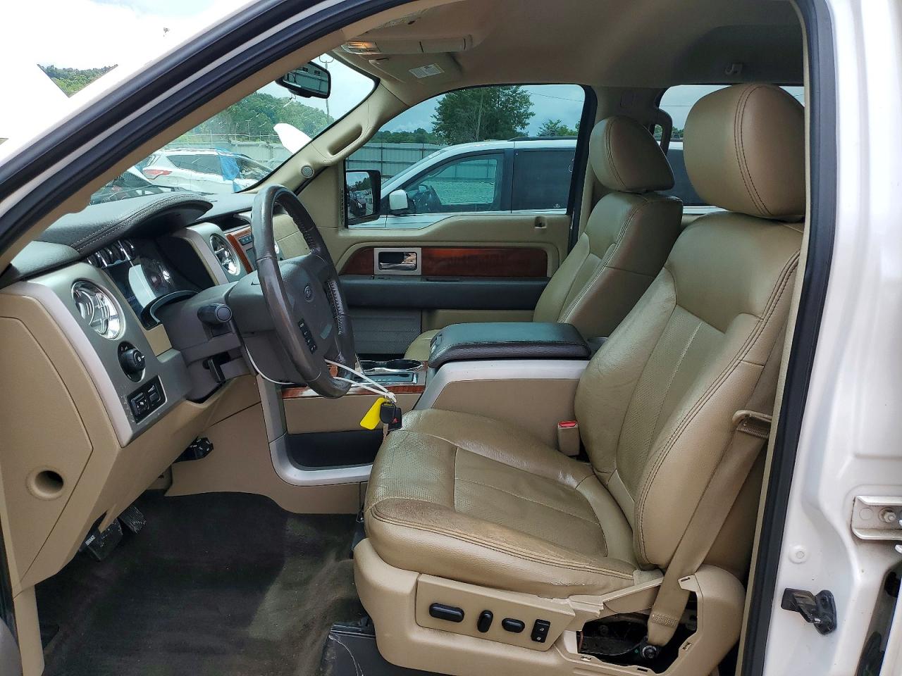 2010 Ford F150 Supercrew White vin: 1FTFW1CV5AKA37847