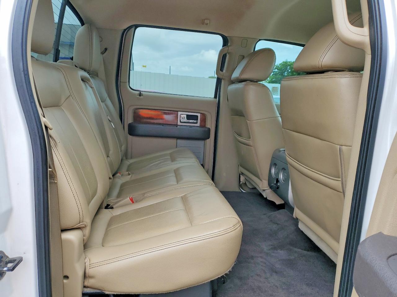 2010 Ford F150 Supercrew White vin: 1FTFW1CV5AKA37847