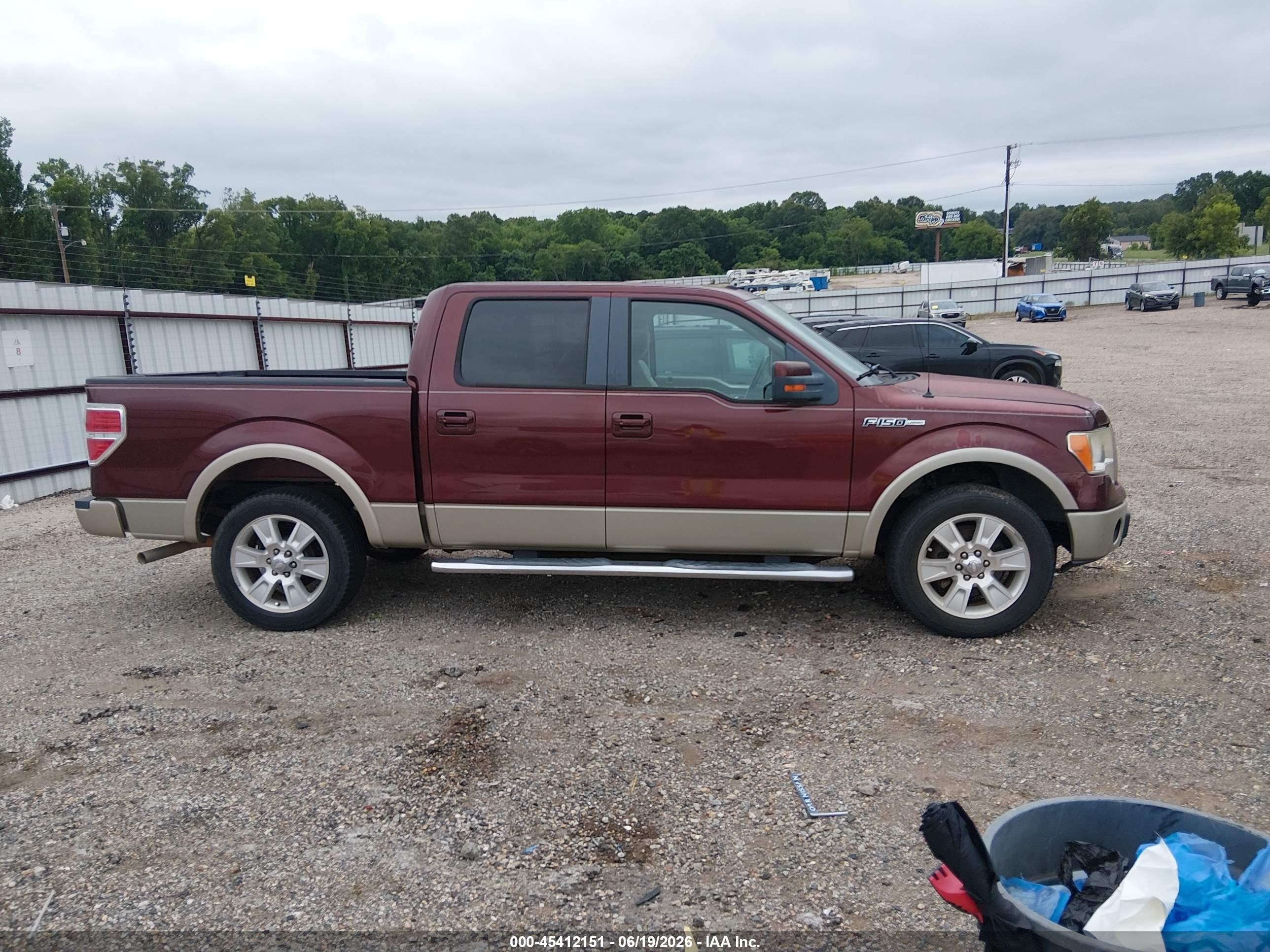 2010 Ford F-150 Lariat Burgundy vin: 1FTFW1CV6AFB49226