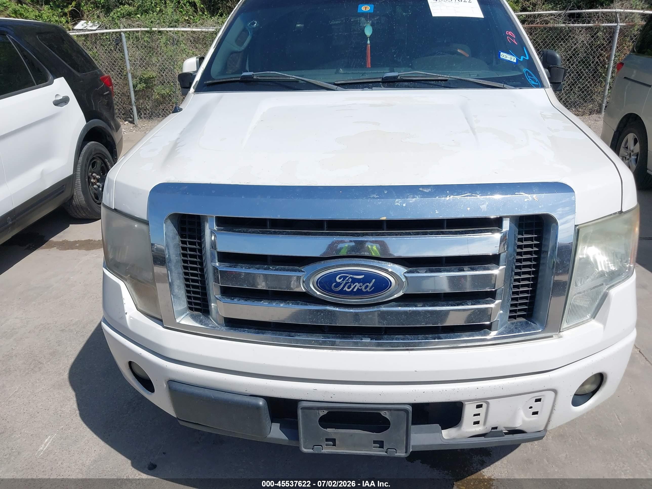 2010 Ford F-150 Platinum White vin: 1FTFW1CVXAFD65516