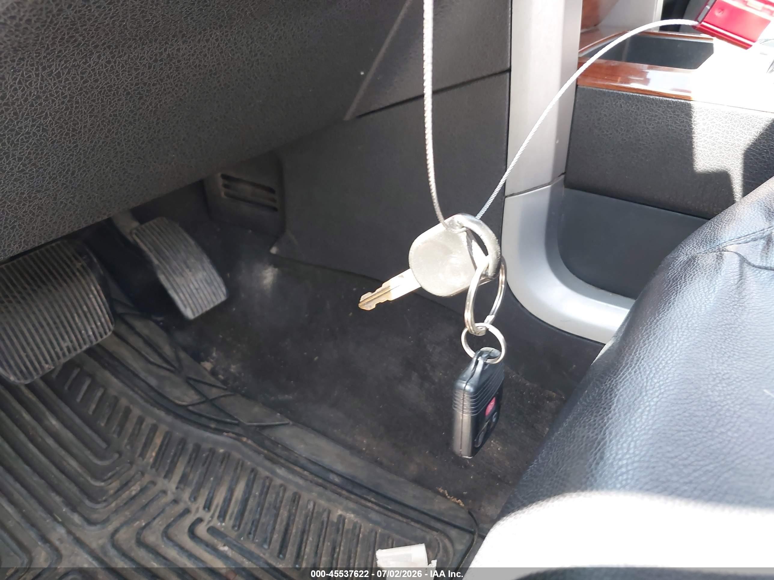 2010 Ford F-150 Platinum White vin: 1FTFW1CVXAFD65516